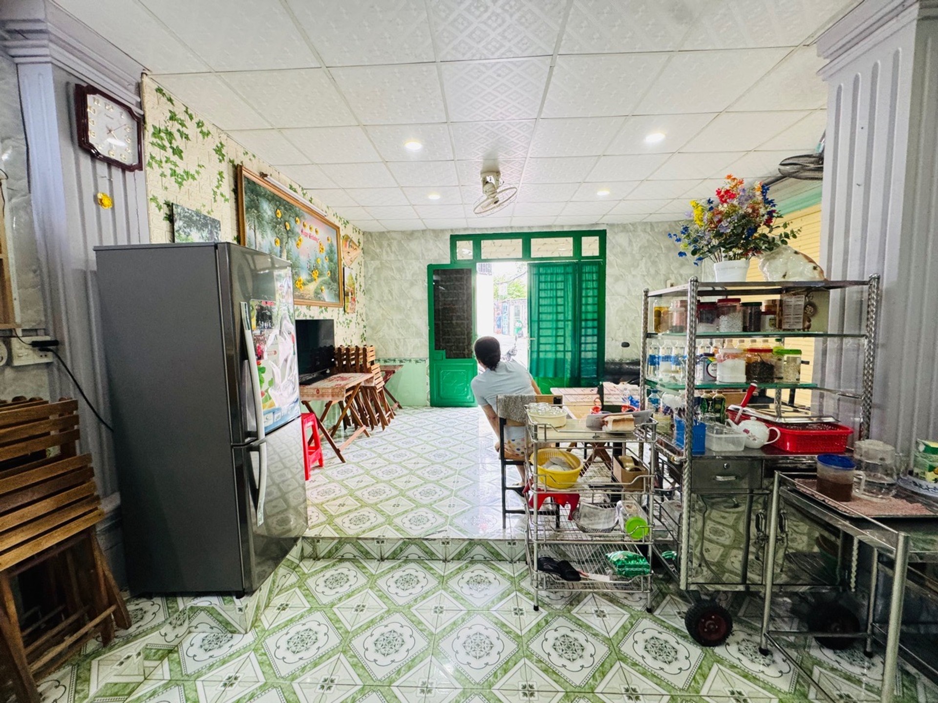 Nhà lô góc hiếm có giá 7 tỷ gần Khu Vạn Phúc