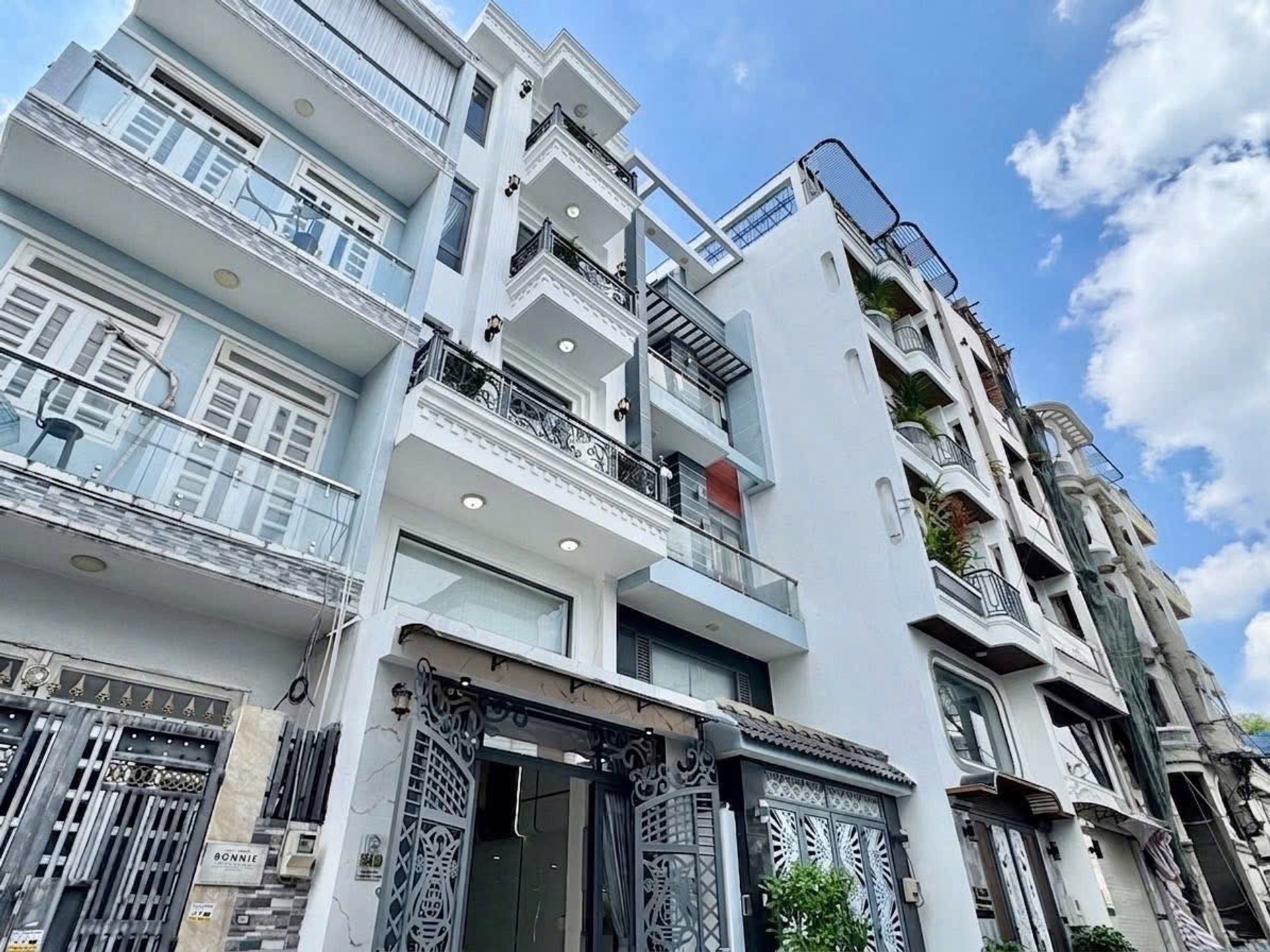 CẦN NHÀ MỚI, HẺM XE TẢI, 4 PHÒNG NGỦ Ở GÒ VẤP?
🏡 Phạm Văn Chiêu – mới hoàn thiện, dọn vào ở ngay