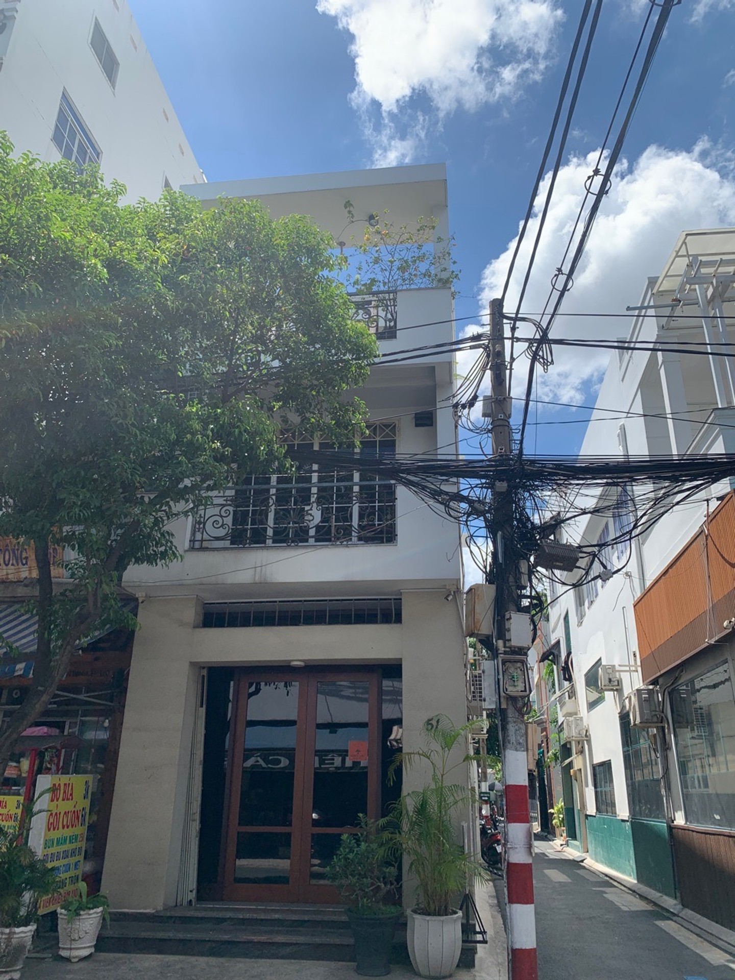 Nhà mặt phố 3 tầng 80m2 tại Phường 14, Tân Bình, phù hợp kinh doanh
