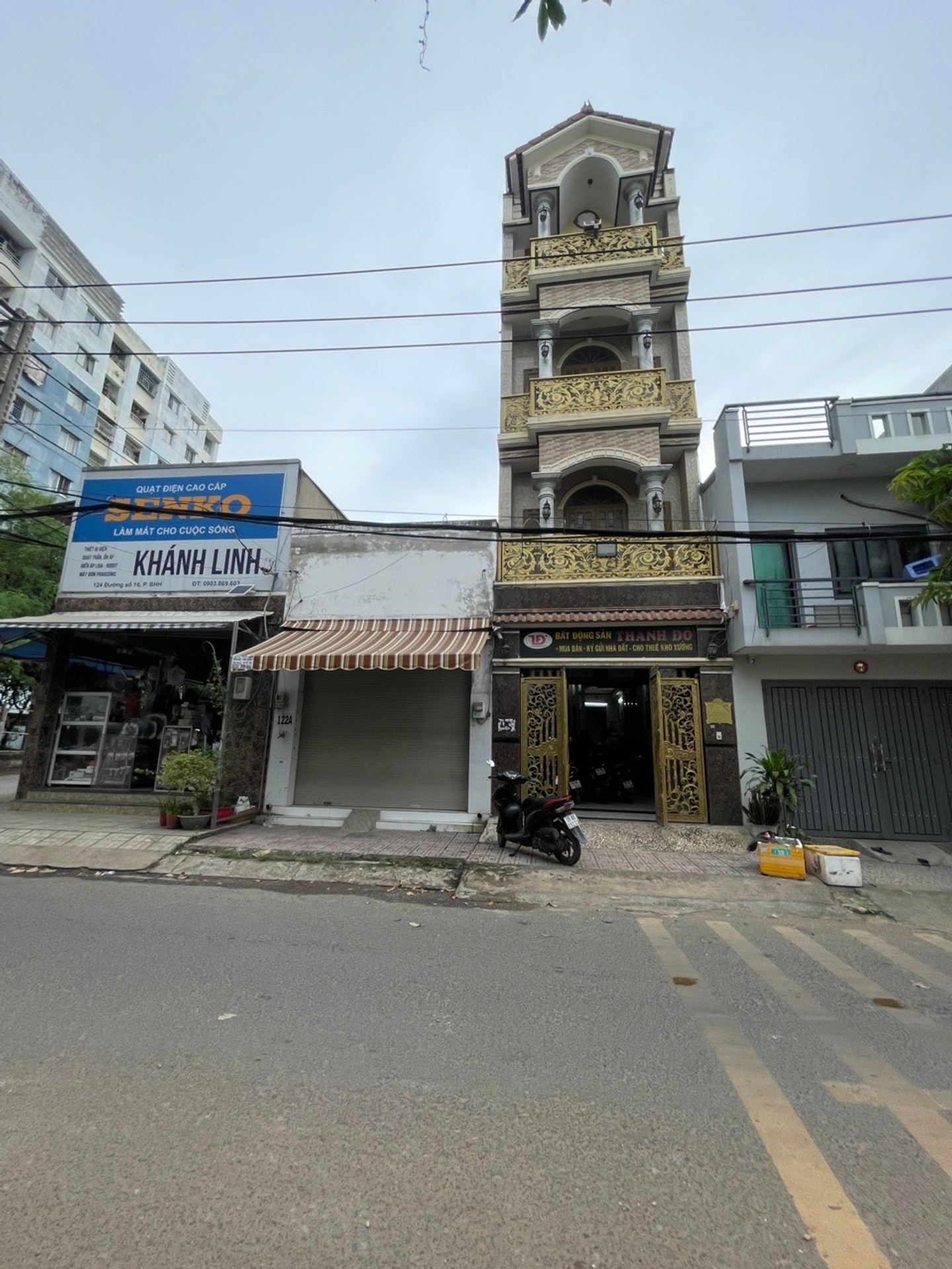 - Mặt tiền đường rộng 10m đã có lề đường, vị trí kinh doanh đa ngành nghề,