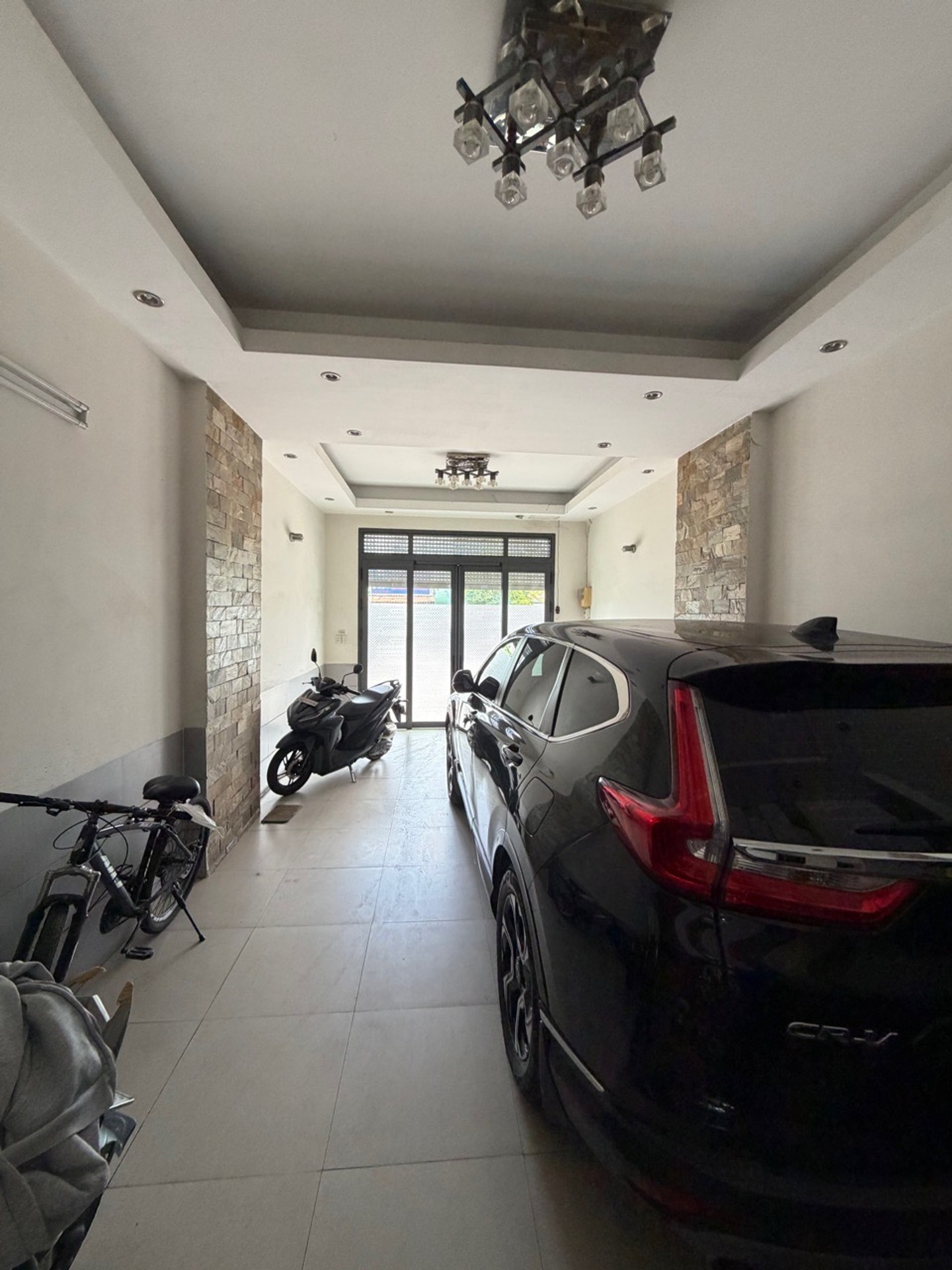 Bán nhà mặt tiền Tạ Quang Bửu, Quận 8, 5 tầng, 4x20m, sát Parc Mall Cao Lỗ, giá 24 tỷ