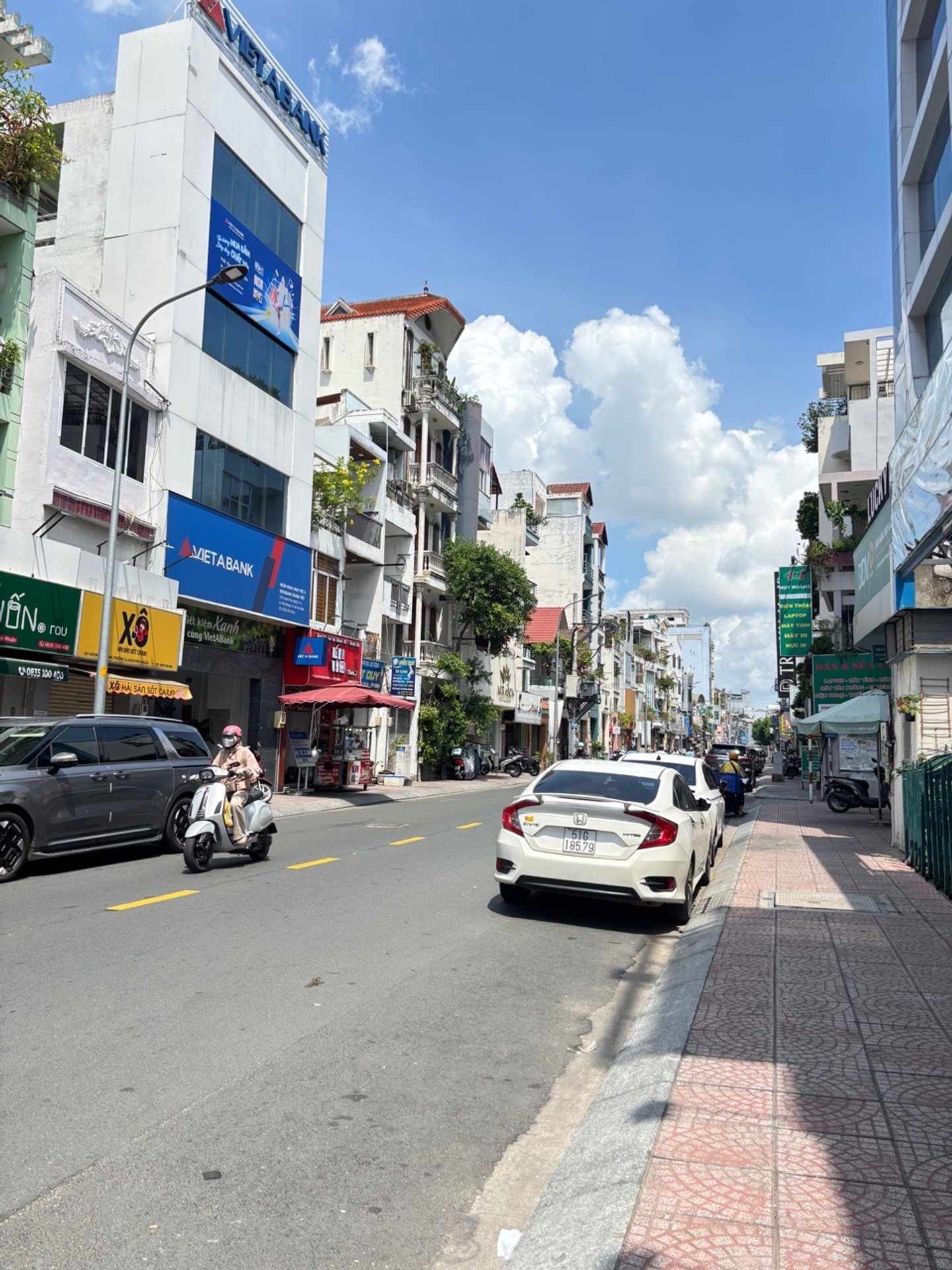 Bán nhà riêng 2 tầng, diện tích 57m2, Huỳnh Văn Bánh, giá 7.7 tỷ
