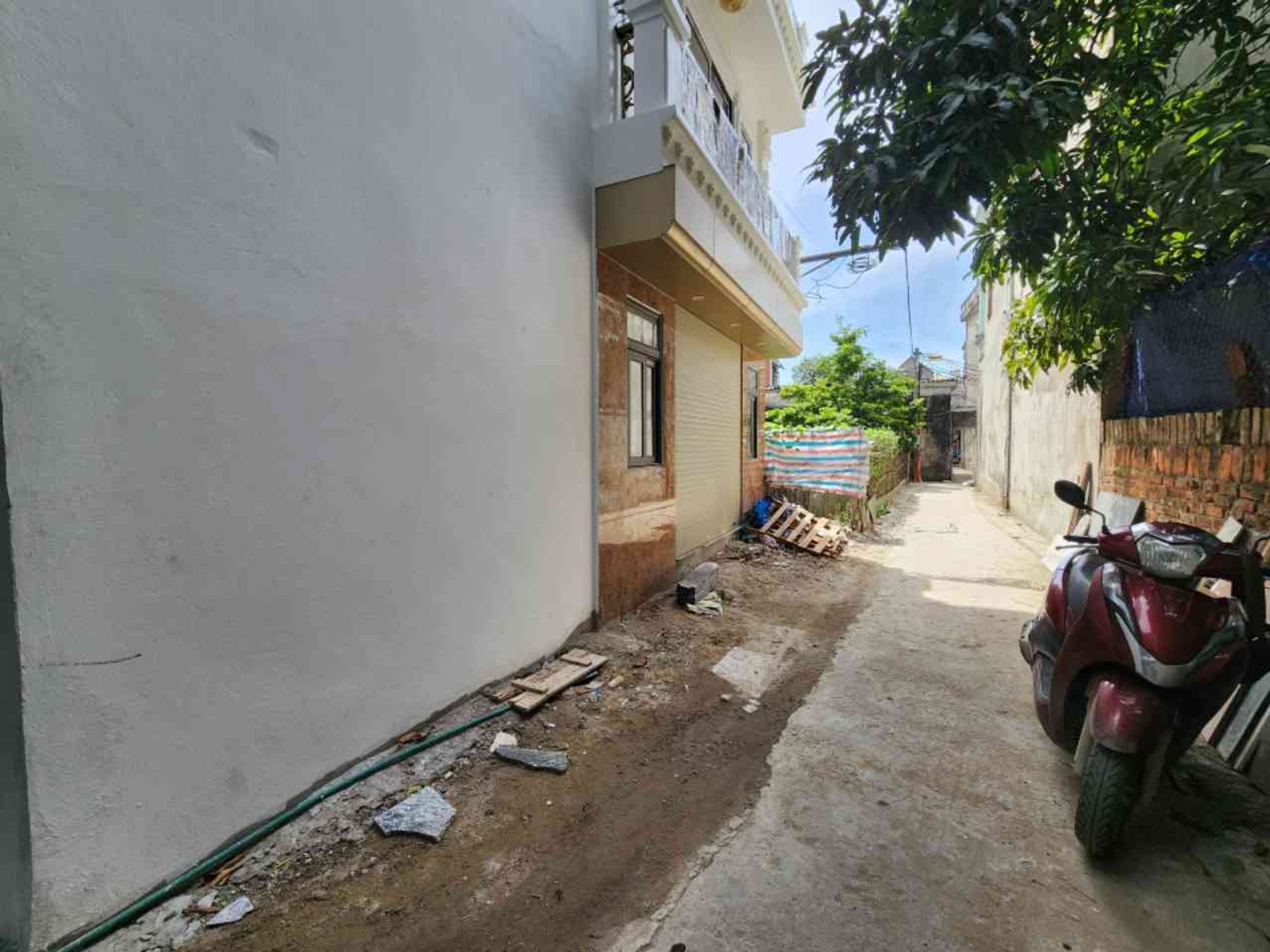 Bán nhà 52m2 ở phúc lợi Hà Nội