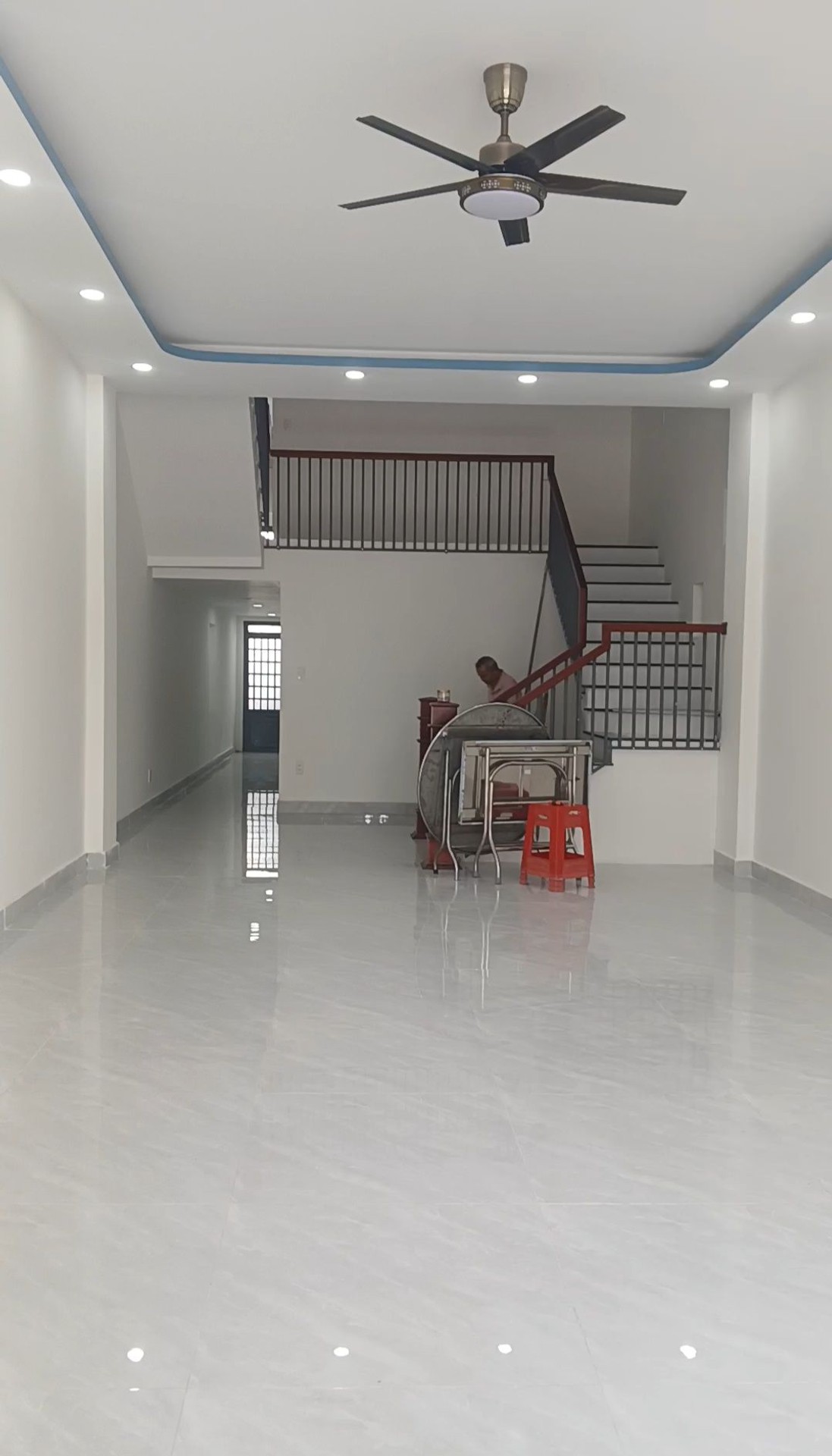 Nhà mặt phố Phạm Hùng hiện đại, vị trí vàng Cẩm Lệ