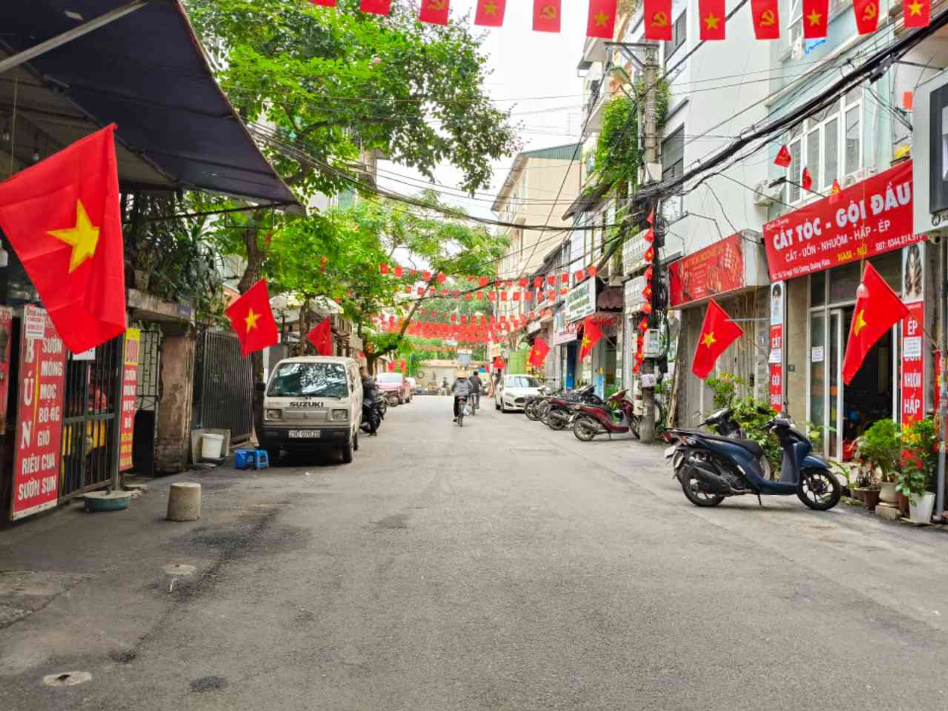 Nhà Riêng Cầu Giấy, Oto Thông, Thiết Kế Đẹp, Giá Tốt