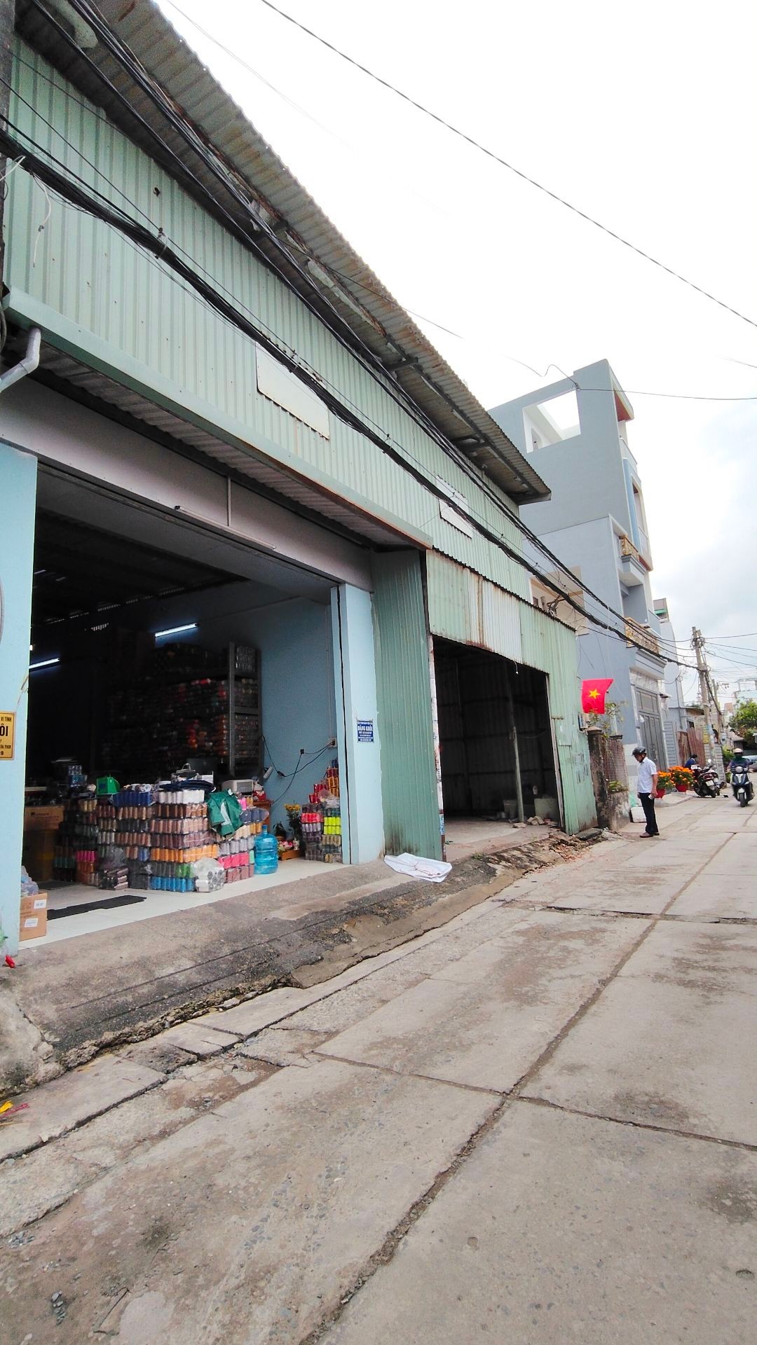 SỐC! CHỦ GIẢM MẠNH CÒN 9,8 TỶ –
📍 SÁT MẶT TIỀN BÌNH THÀNH – KDC VĨNH LỘC 📐194M² | Ngang 6M x 26M