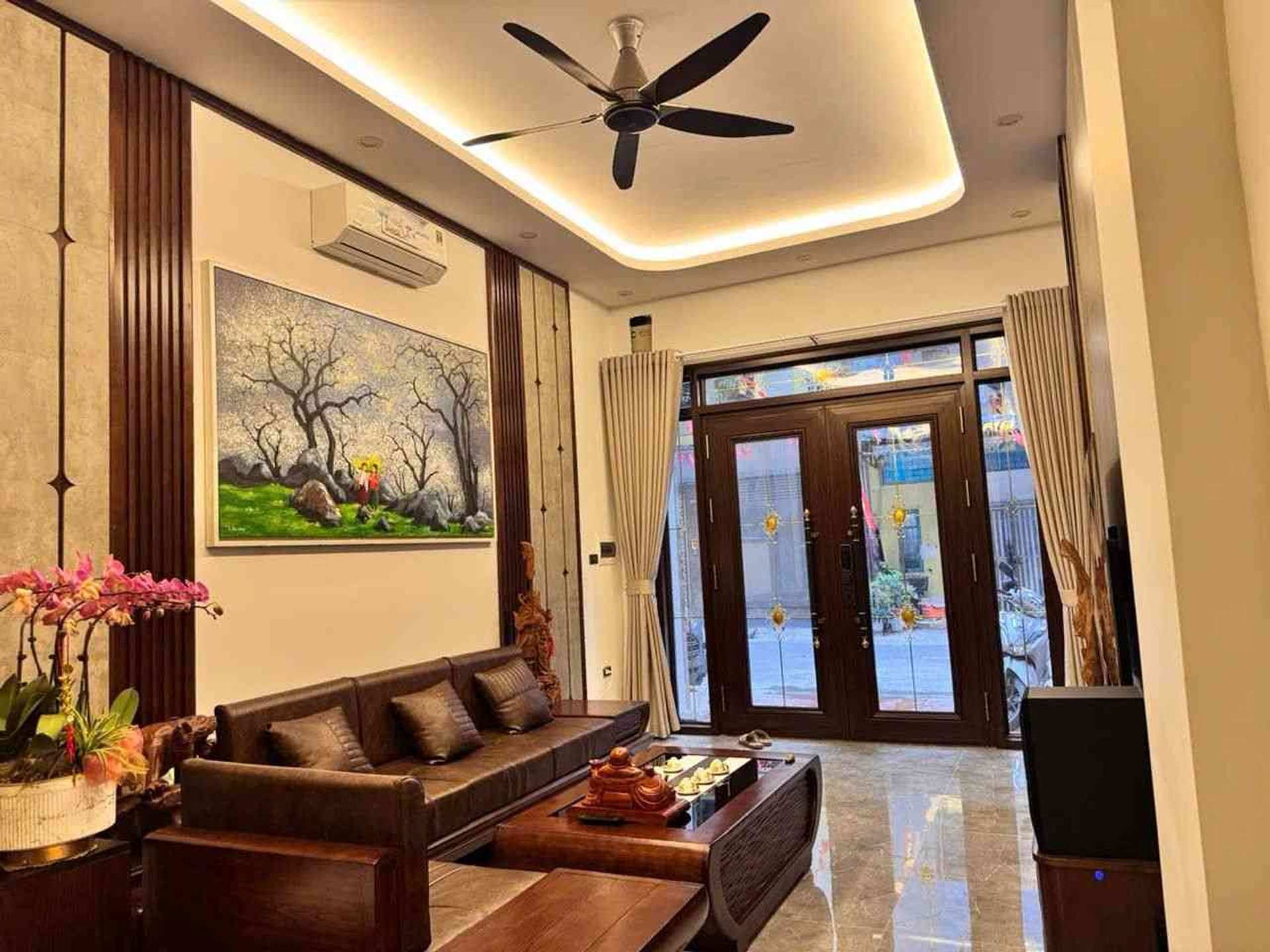Cơ hội độc nhất sở hữu nhà mặt phố Lý Thường Kiệt giá tốt 7 tầng, oto, kinh doanh