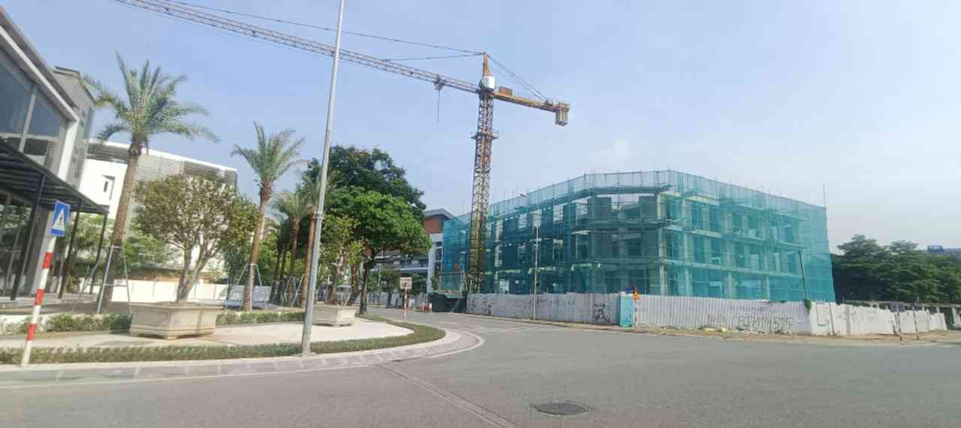 Bán nhà mặt phố Giang Biên, Long Biên, 59m2, 5 tầng, giá 22 tỷ