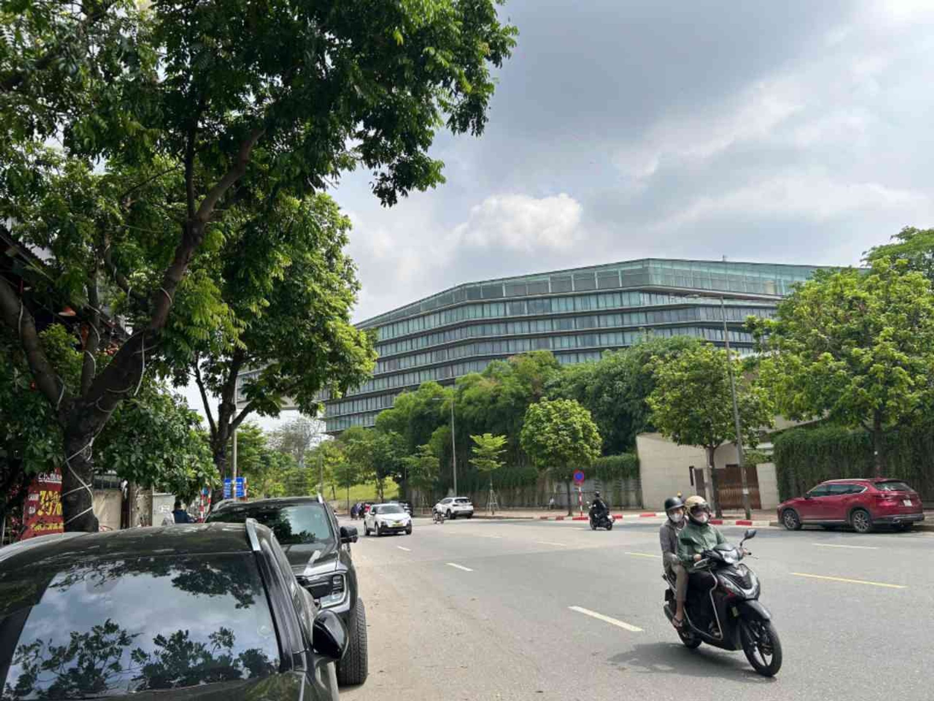 Cơ hội sở hữu toà căn hộ dịch vụ 7 tầng đắc địa tại Miếu Đầm