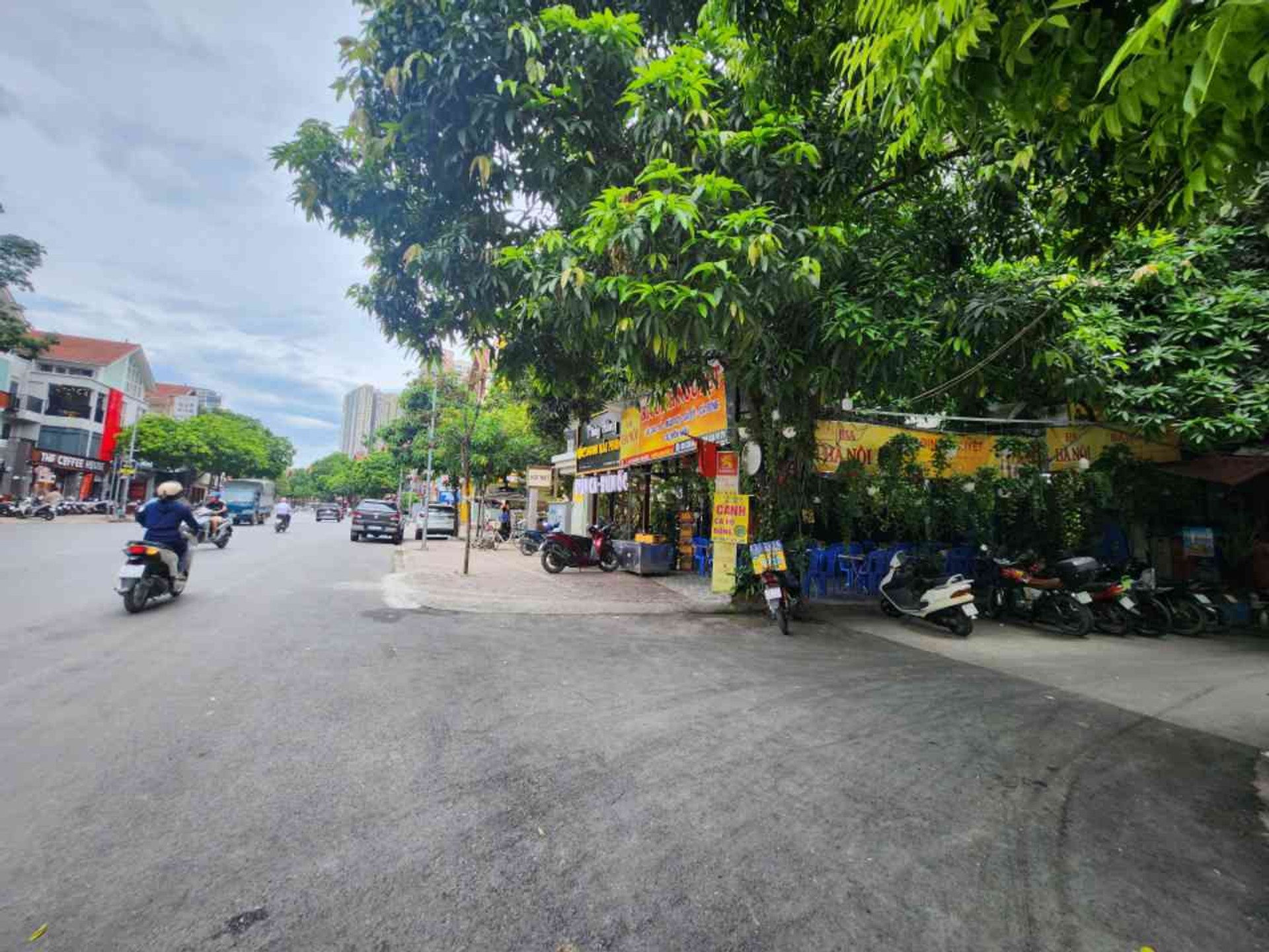 Bán nhà riêng 4 tầng, 4 phòng ngủ tại khu vực Nguyễn Văn Lộc, Hà Đông
