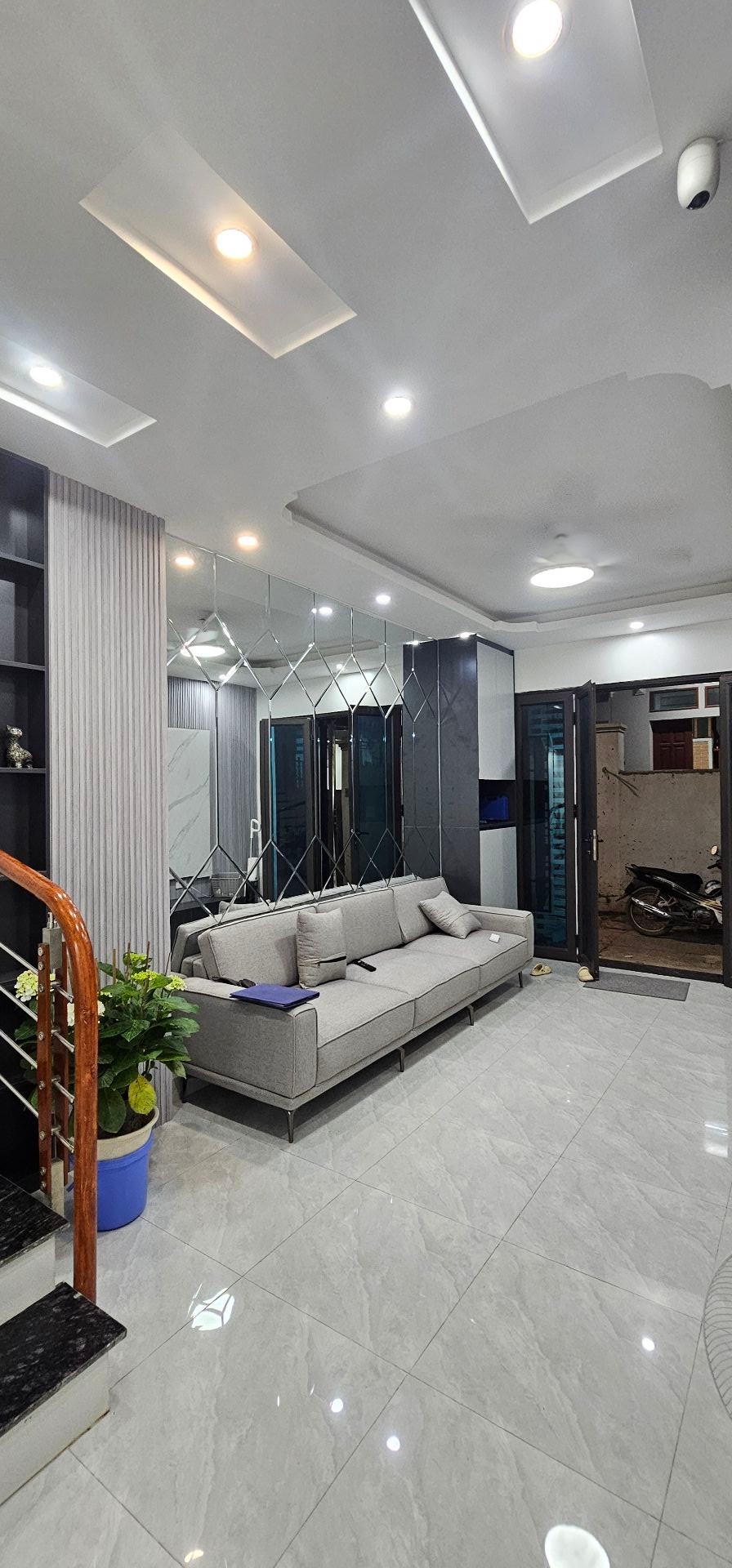 Cơ hội hiếm có sở hữu nhà 4 tầng mới, full nội thất tại An Khánh