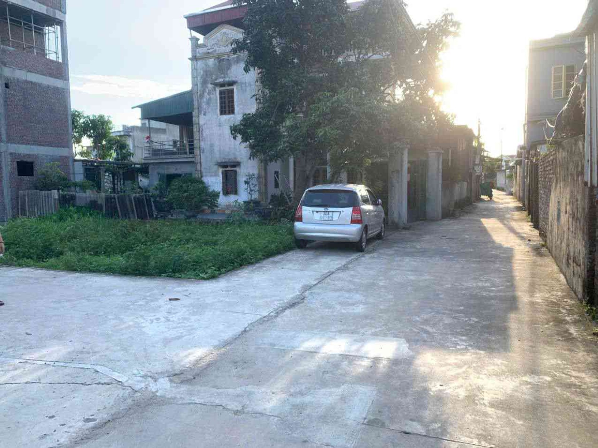 Đất đẹp mặt tiền rộng, vị trí vàng chờ chủ mới