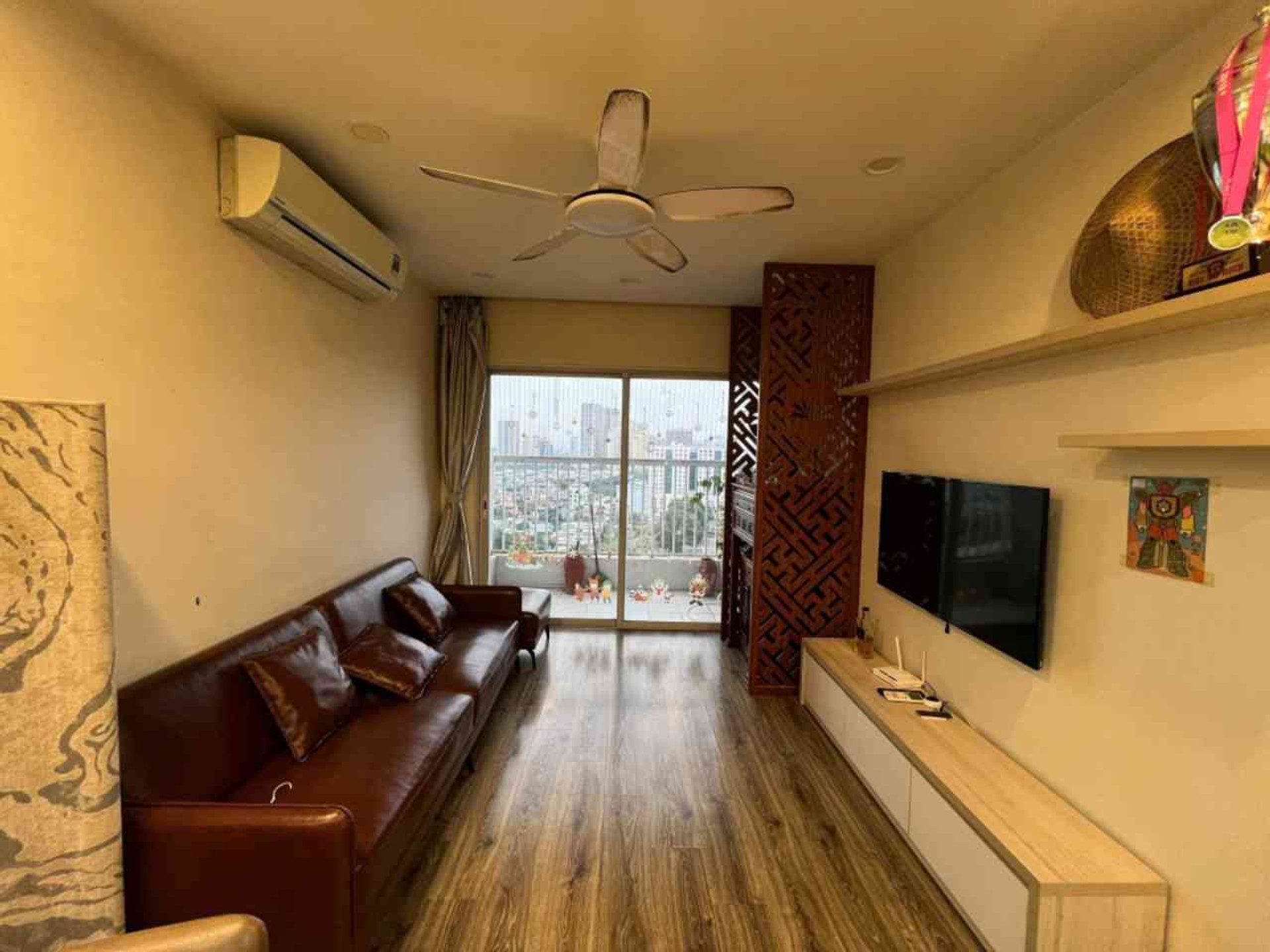 Chung cư cao cấp Ecolife Tố Hữu -74m - 2 ngủ, 2wc – tầng trung, full nội thất, Tiện ích xung quanh