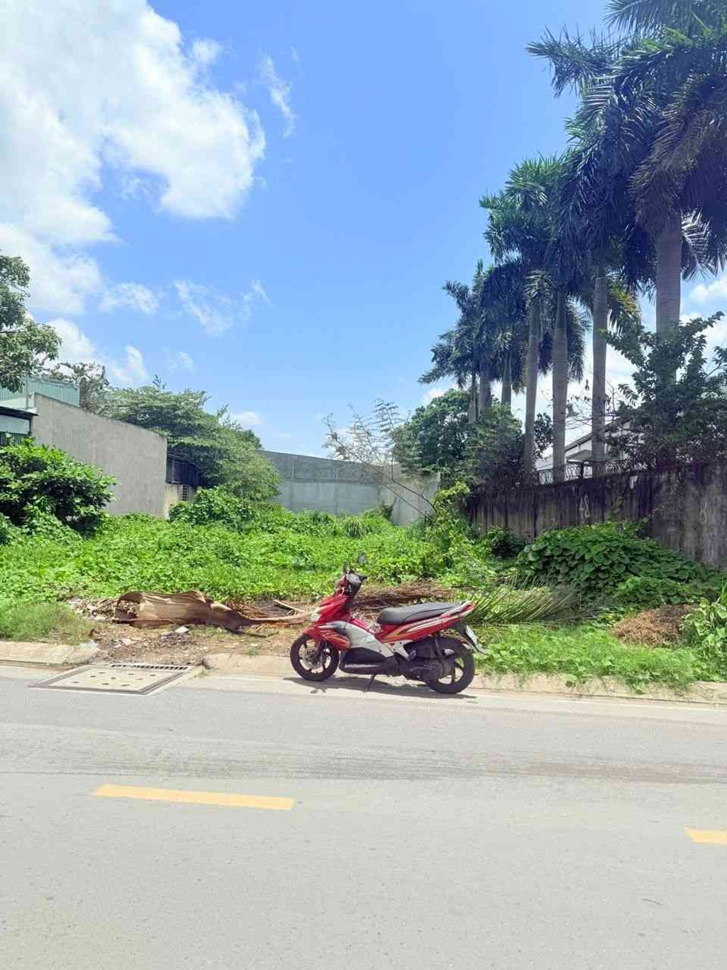 Bán 653m2 đất thổ cư mặt tiền Võ Văn Hát Long Trường q9 ngay Lã Xuân Oai
