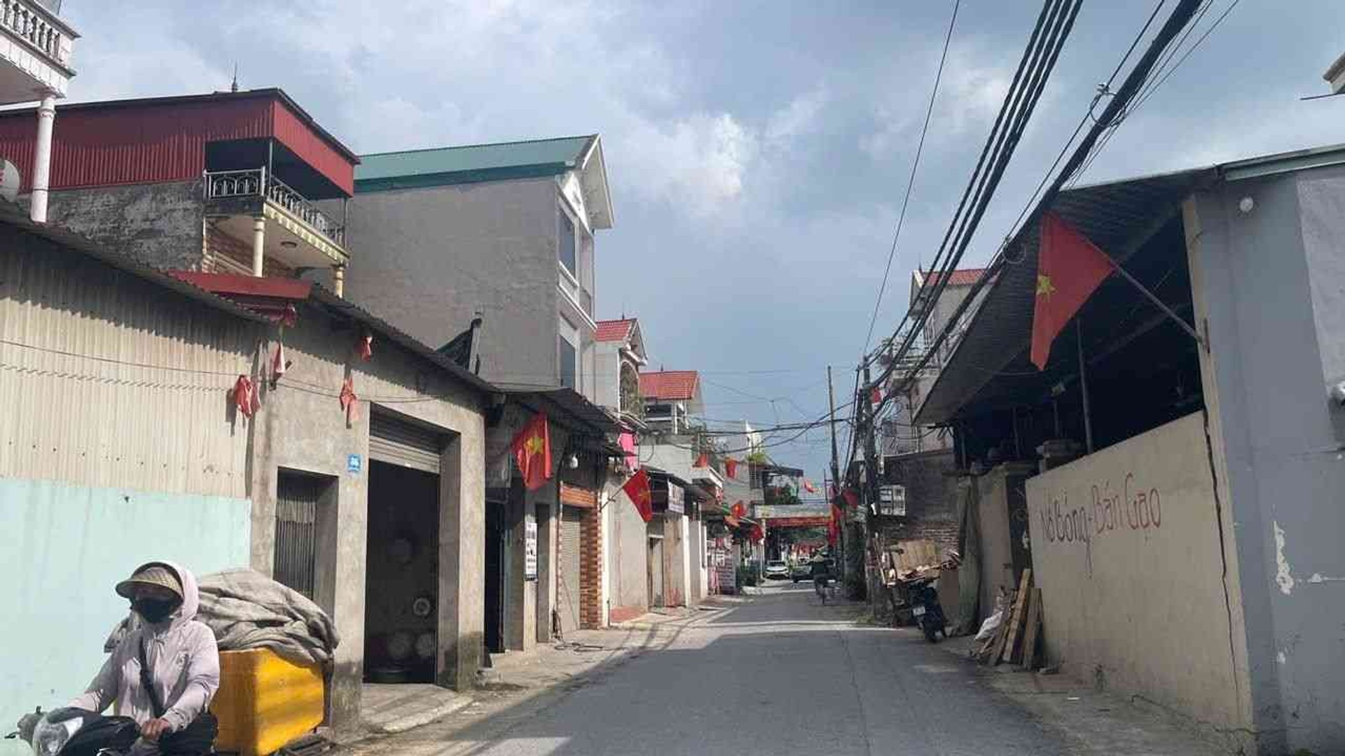 Đất Vàng Gần KCN Nội Bài, Sổ Đỏ Chính Chủ