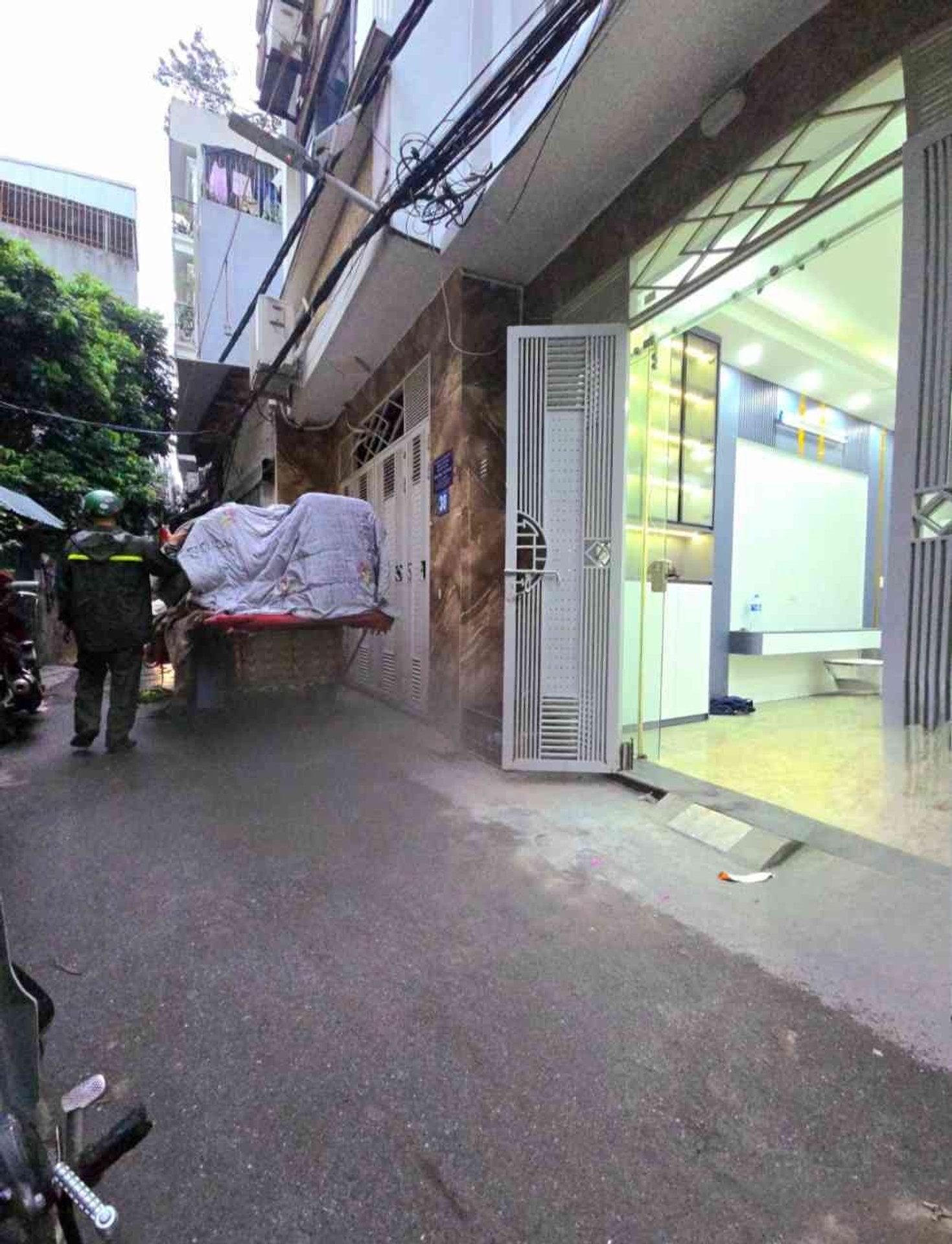 Bán nhà riêng 5 tầng tại Phú Đô, phù hợp kinh doanh, ô tô nhỏ vào tận cửa