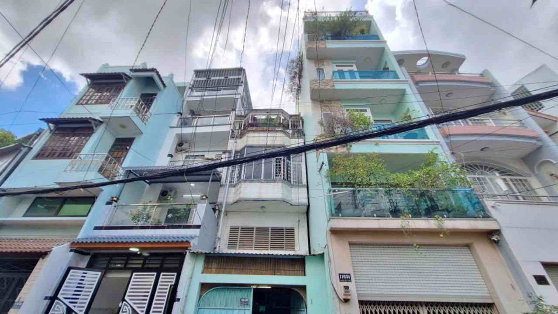 Nhà phố 5 tầng vị trí trung tâm Quận Tân Bình, thiết kế rộng rãi tiện nghi