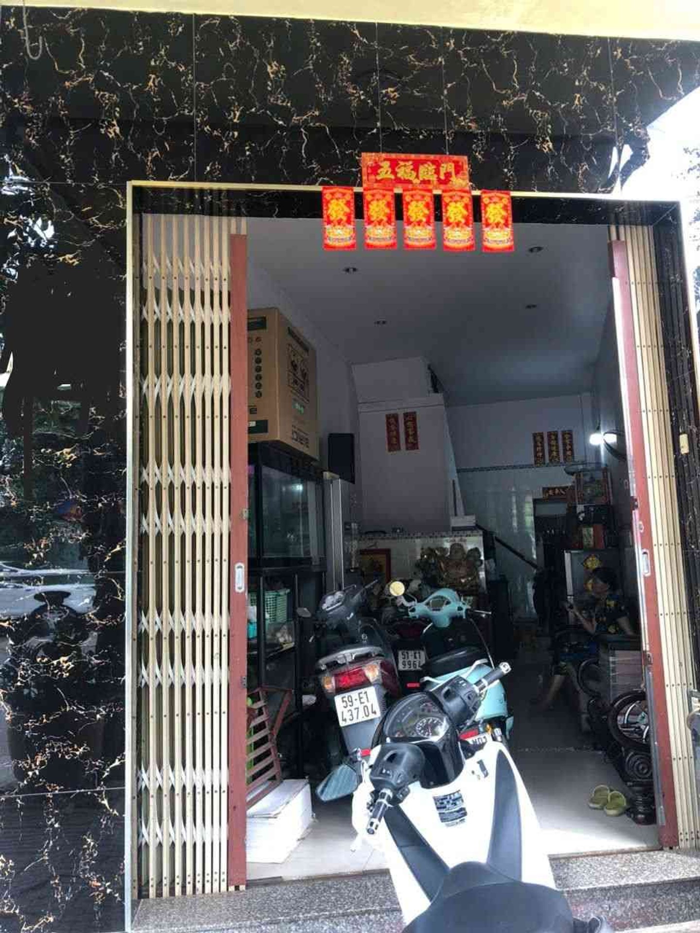 Nhà mặt tiền gần Võ Văn Kiệt, Quận 6, 53m2, 2 tầng. Giá 10.5 tỷ