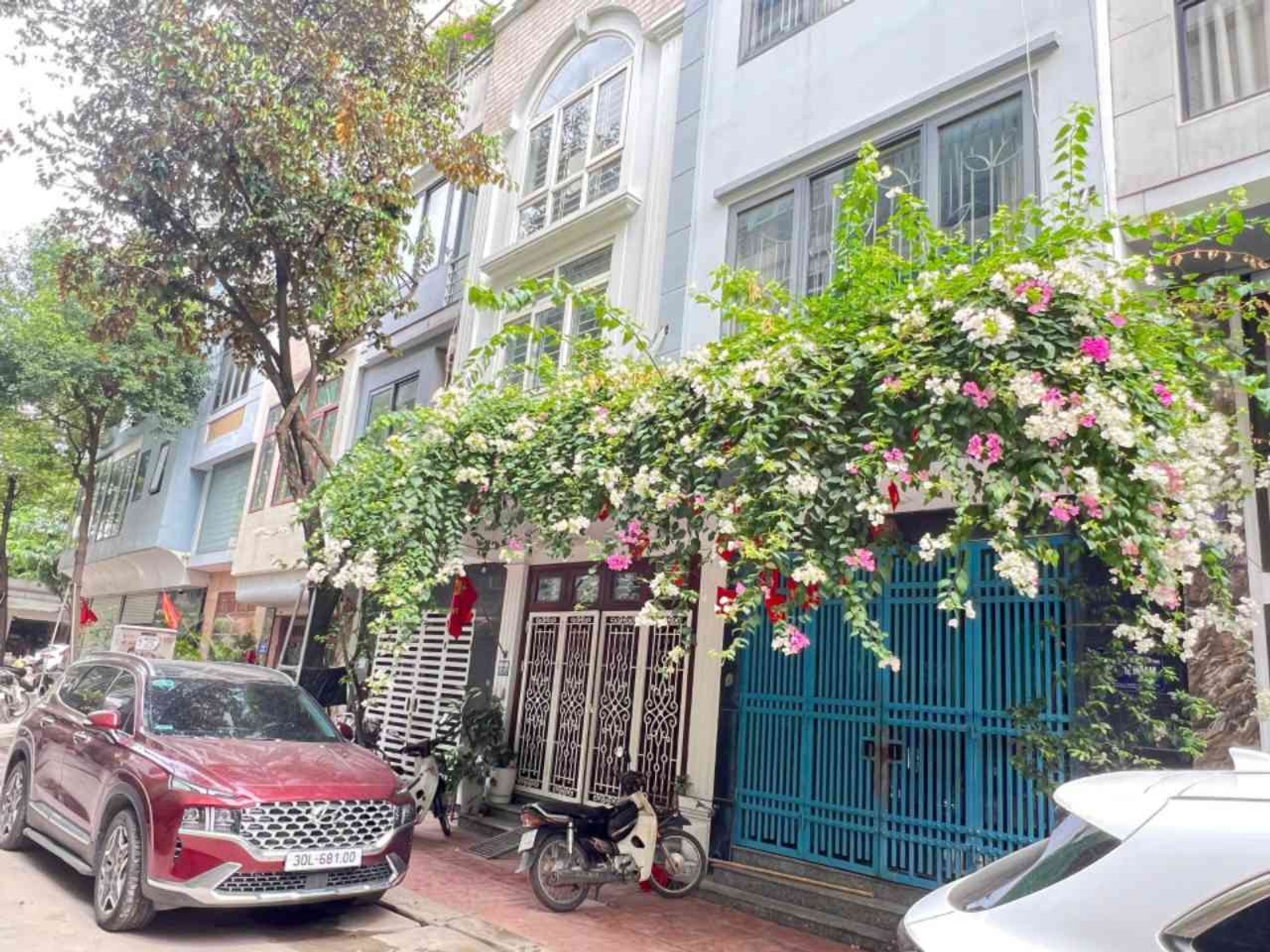 Bán nhà phân lô liền kề 5 tầng 48m² kinh doanh sầm uất tại khu vực phát triển Hà Đông
