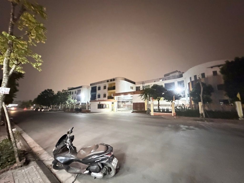 BÁN ĐẤT TÁI ĐỊNH CƯ NGỌC THỤY 120M2- MT 6.7m- MẶT ĐƯỜNG 10M- ỔNG TRƯỜNG HỌC - 58.5 Tỷ