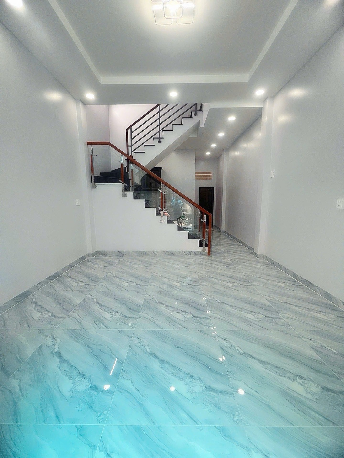 Bán nhà hẻm Hậu Giang, Quận 6, 52m2, 3 tầng. Giá 6.4 tỷ