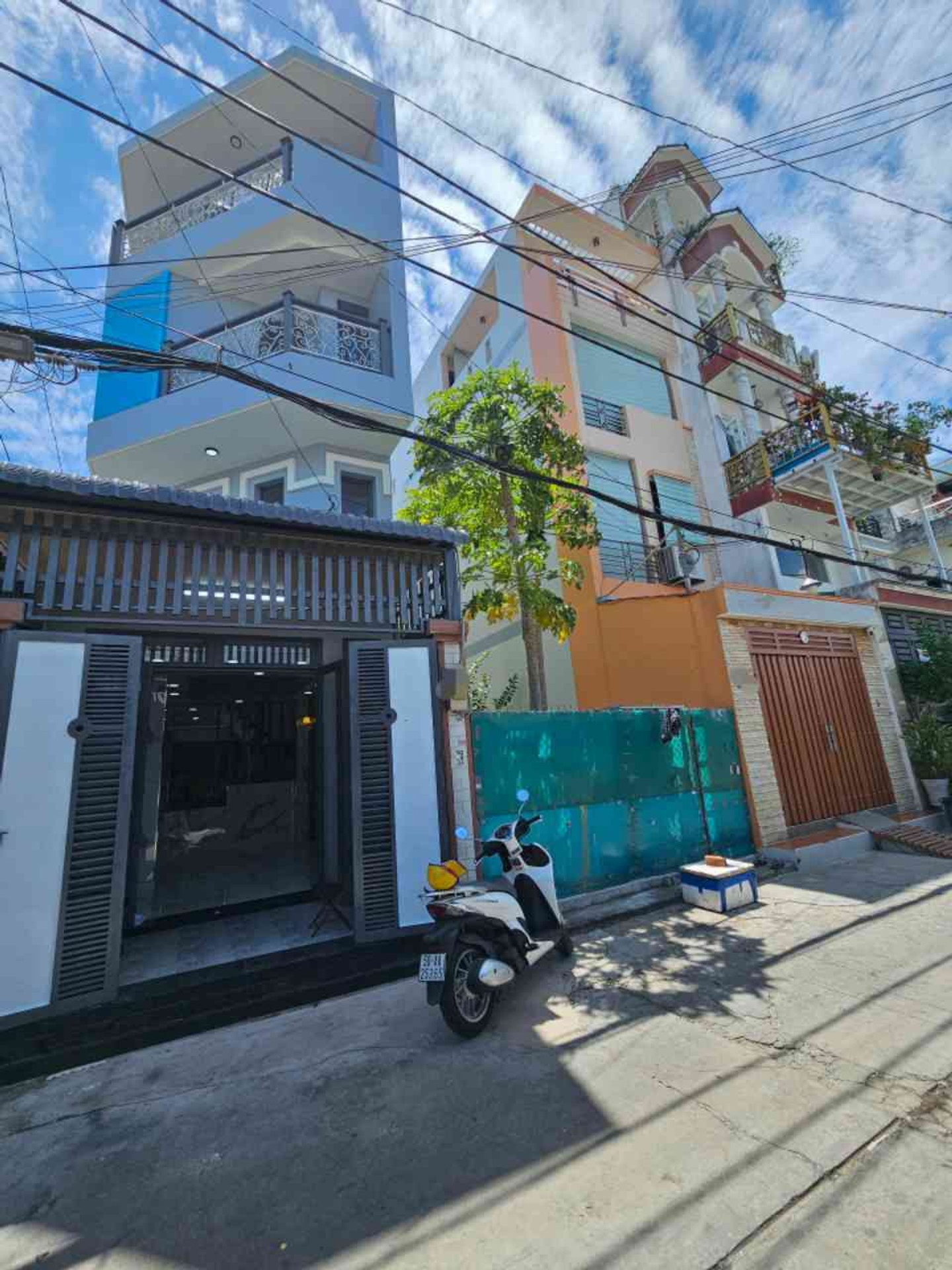 Nhà 4 Tầng 5 Phòng Ngủ, Hẻm Xe Tải 6m, Phường Bình Trị Đông Quận Bình Tân