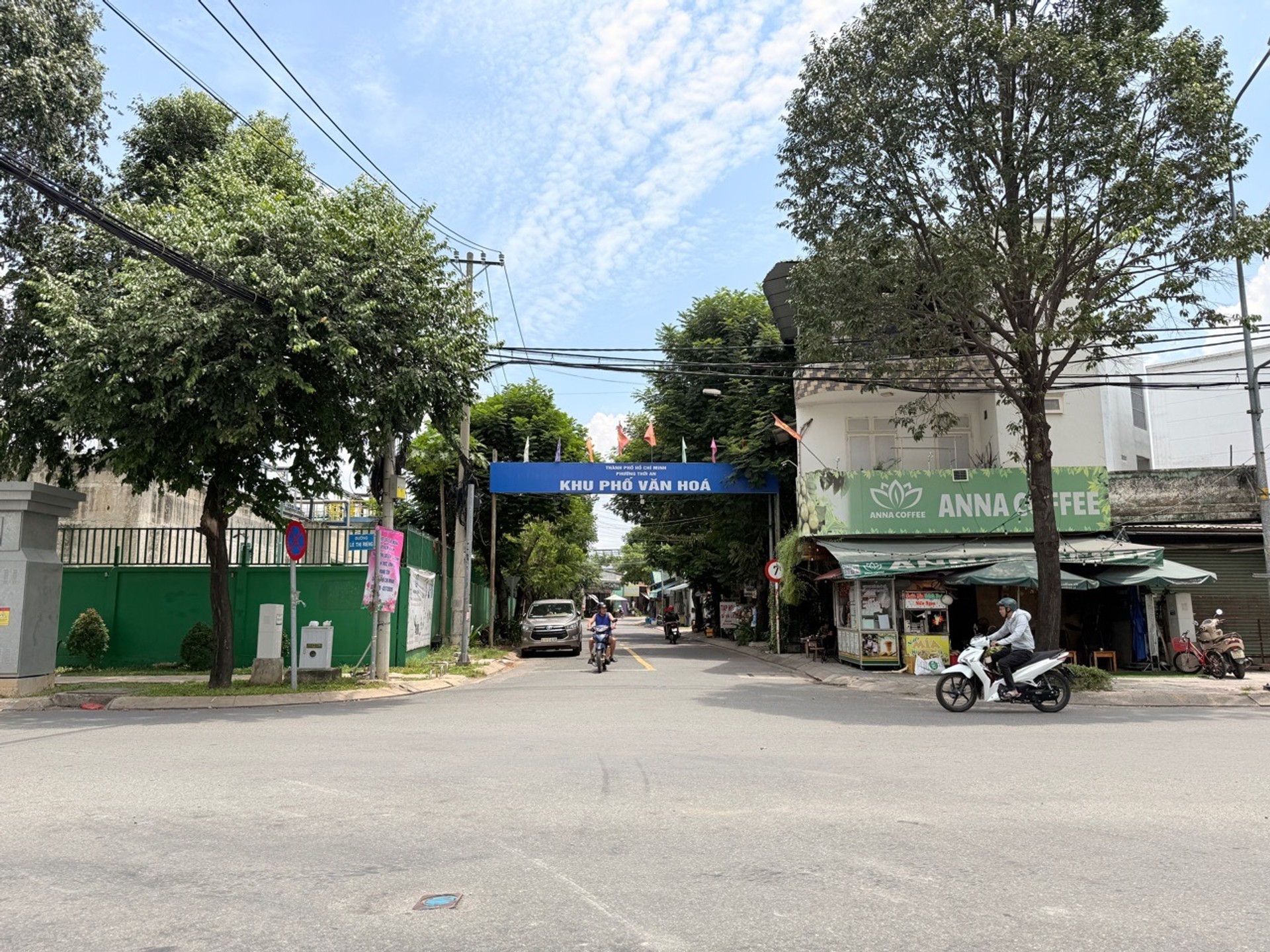 Nhà mặt phố kinh doanh đắc địa, (4 x 24), Xe Hơi vào nhà, Thới An, Q12. Chỉ 7 tỷ