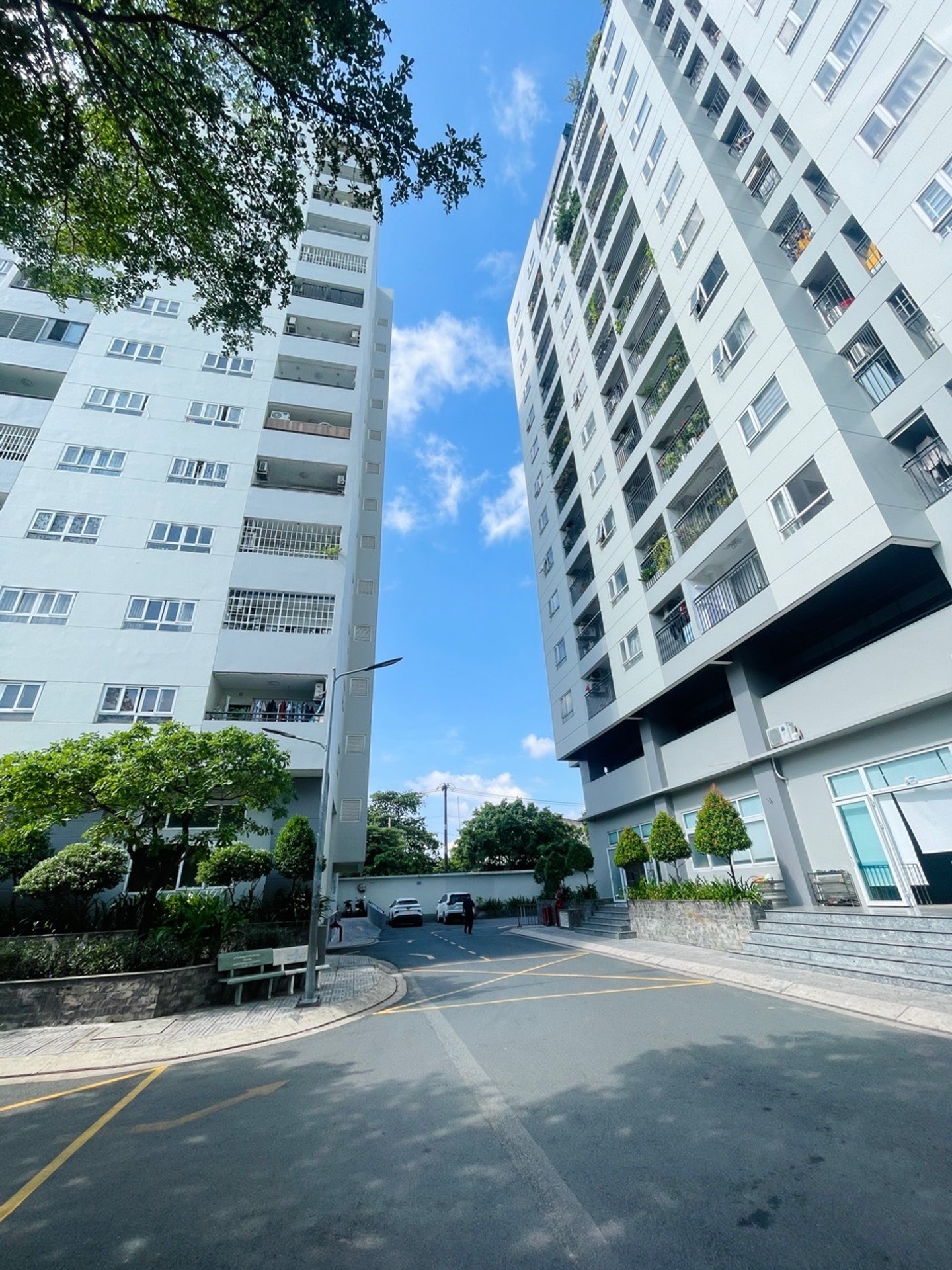 Bán chung cư Hiệp Thành, Quận 12 - 76m2 giá 2.89 tỷ hỗ trợ bank ,có thang máy