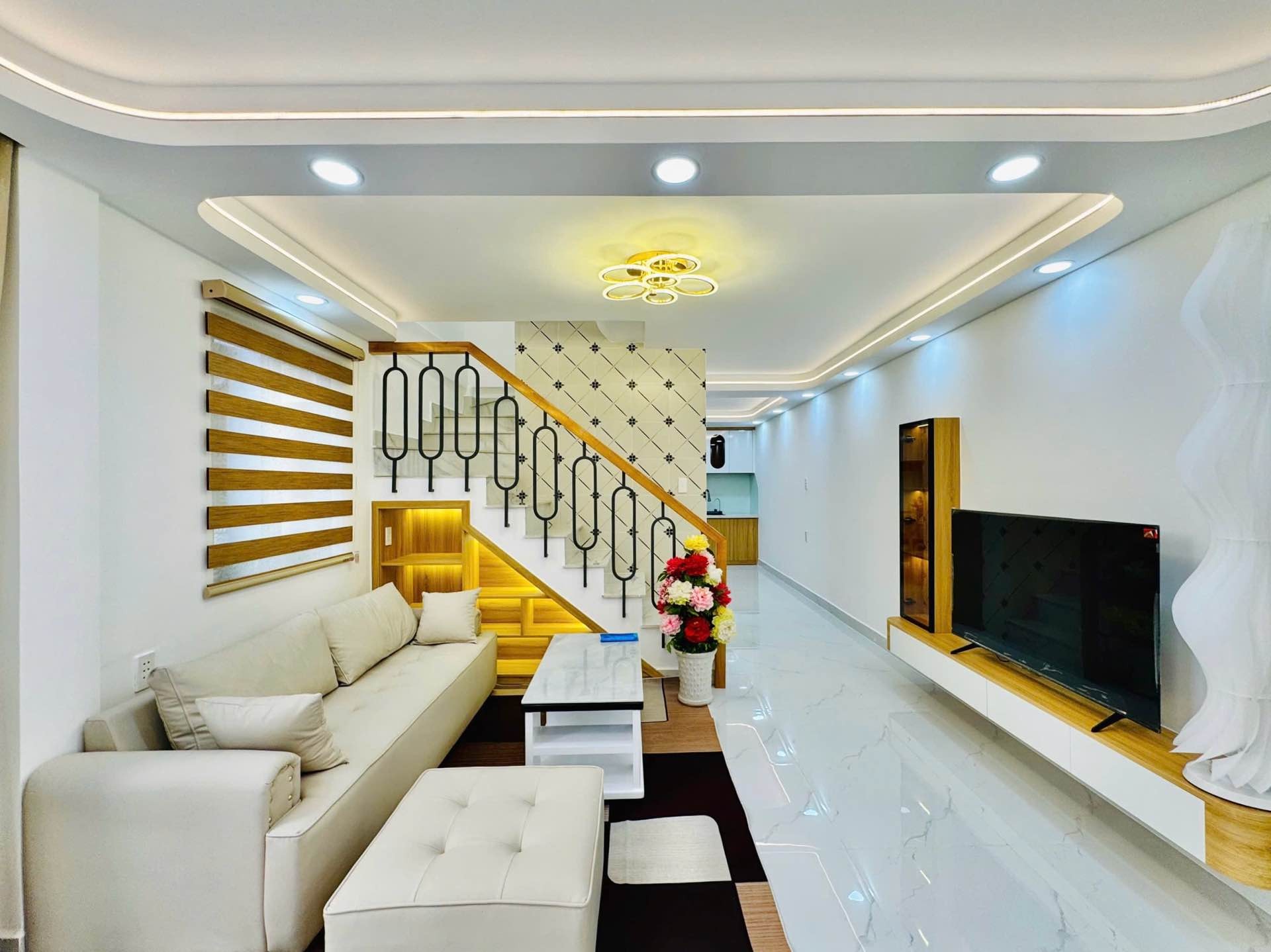 Nhà 3 Tầng Siêu Đẹp, Giá Sốc Gần Lê Văn Duyệt Bình Thạnh