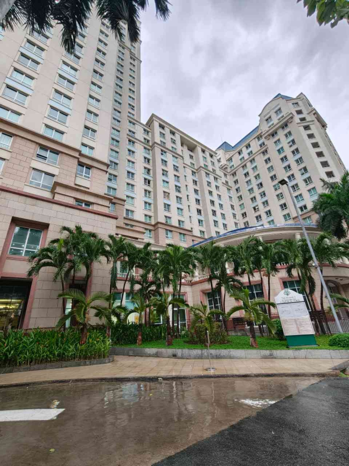 Bán chung cư The Manor 2 , Bình Thạnh- 68m2 , 2 phòng ngủ, chỉ 7ty6 sổ riêng