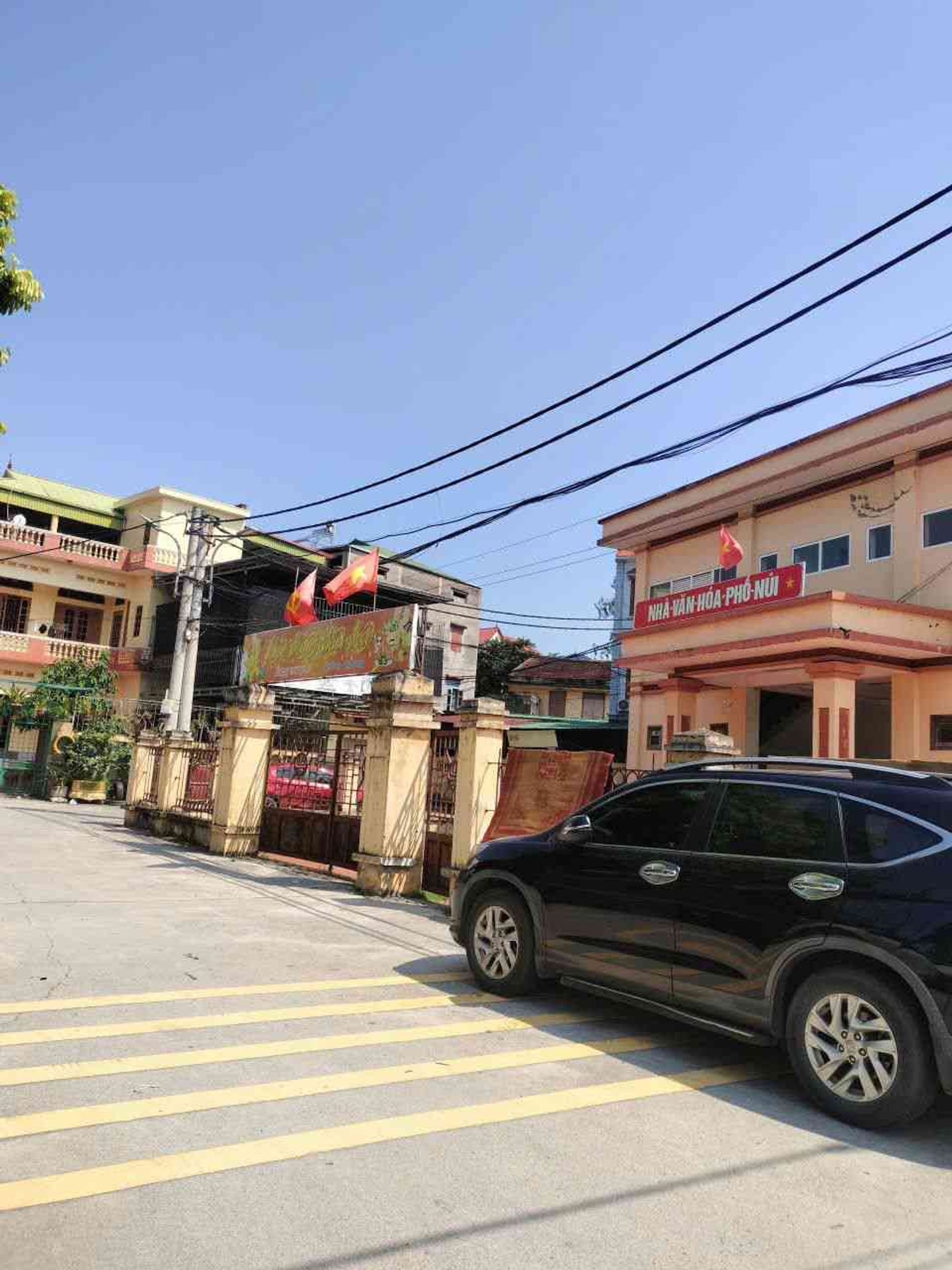 Cơ hội sở hữu mảnh đất vuông vắn, vị trí đắc địa gần Đại học Luật Hà Nội