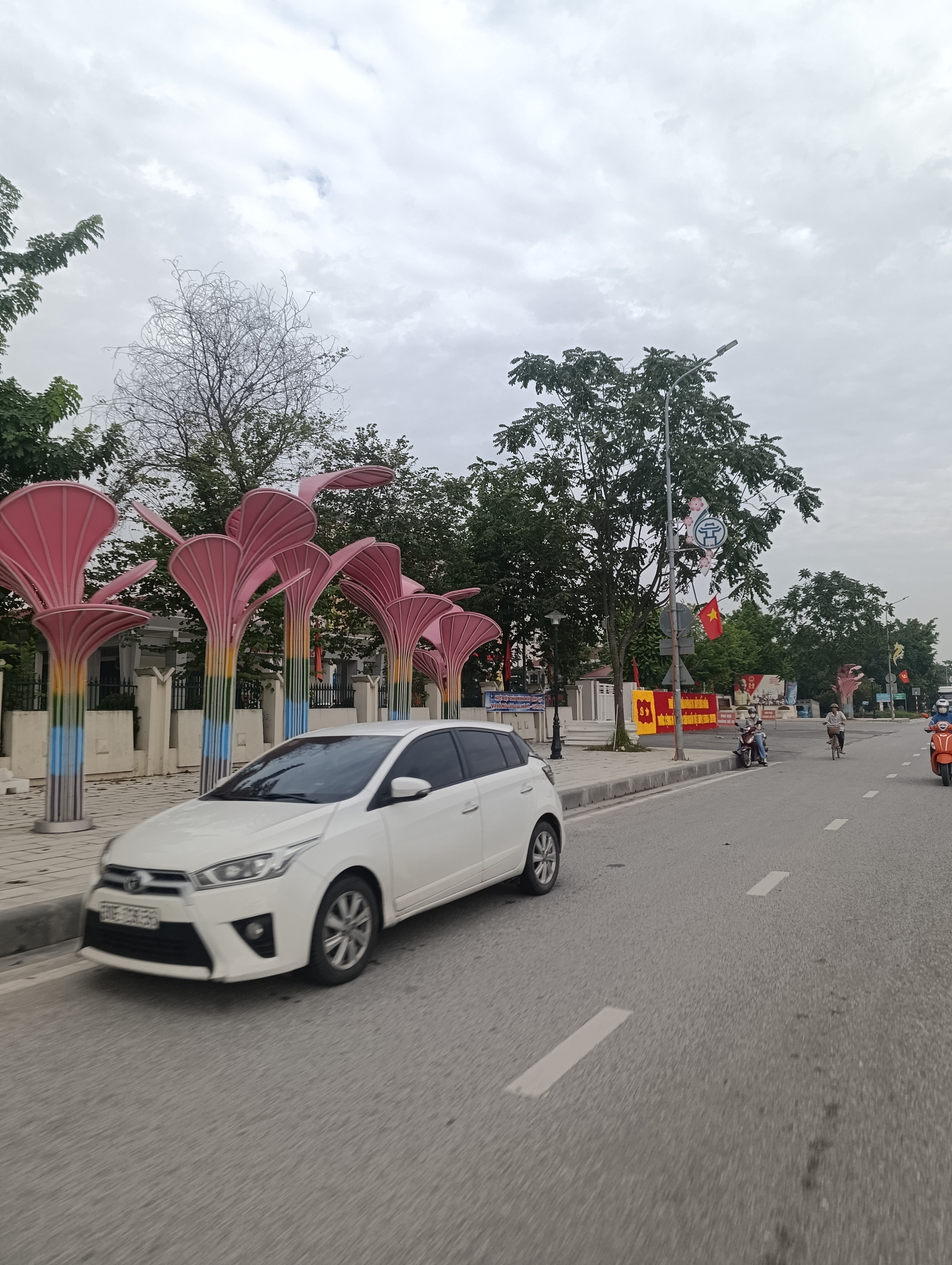 💥 BÁN NHÀ 5 TẦNG CHO THUÊ DÒNG TIỀN ỔN ĐỊNH - KIM CHUNG GẦN KCN BẮC THĂNG LONG