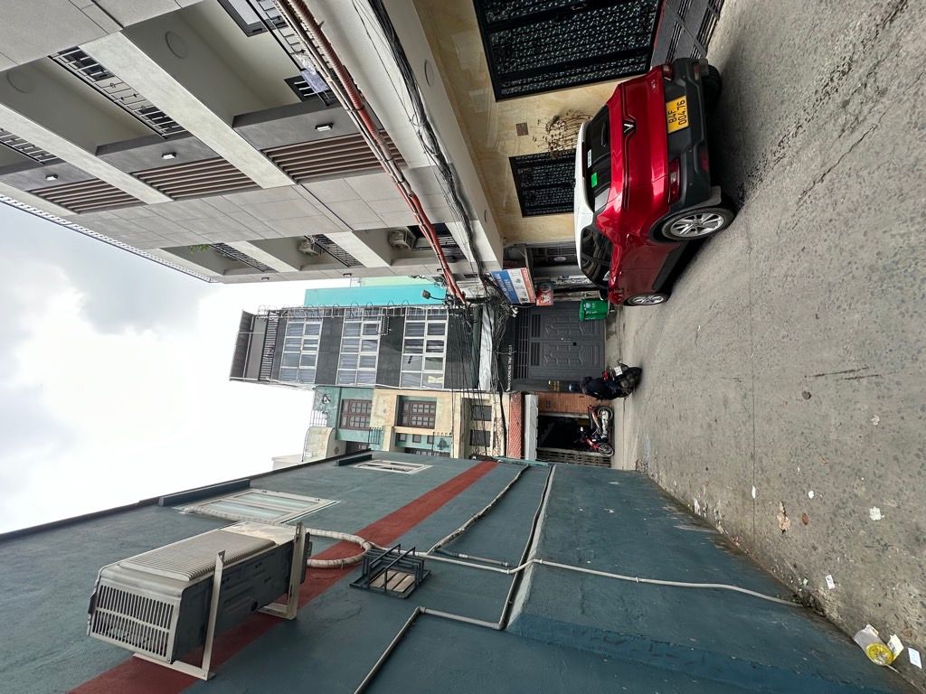 Bán nhà riêng 5 tầng tại phường Dạ Nam, diện tích 122m2, thang máy, thu nhập cho thuê ổn định