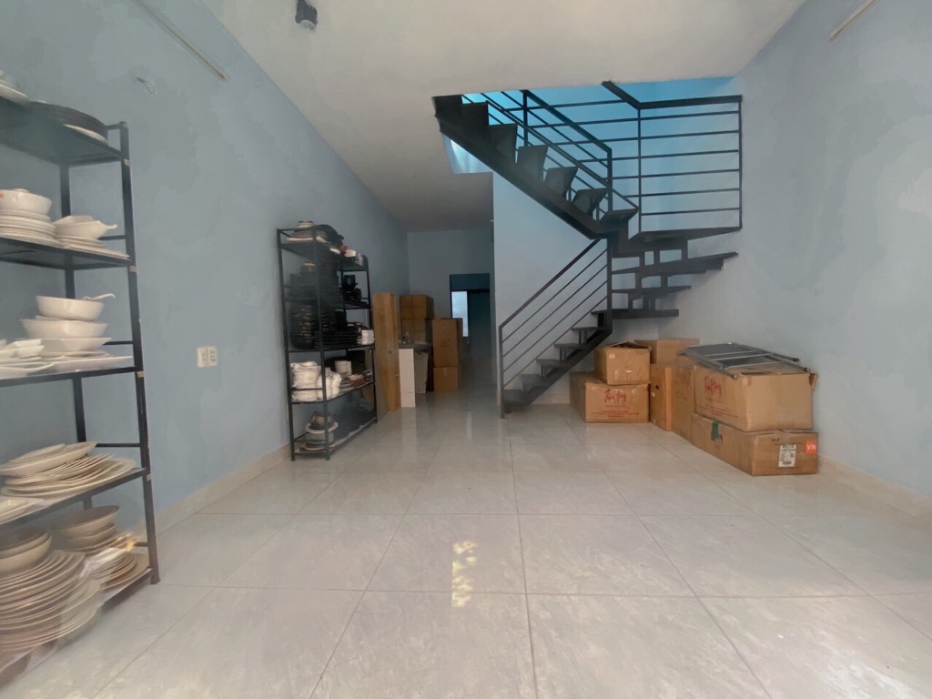 Bán nhà riêng 2 tầng diện tích 67,5m2 tại phường Tân Thới Nhất, Quận 12, giá 4,9 tỷ