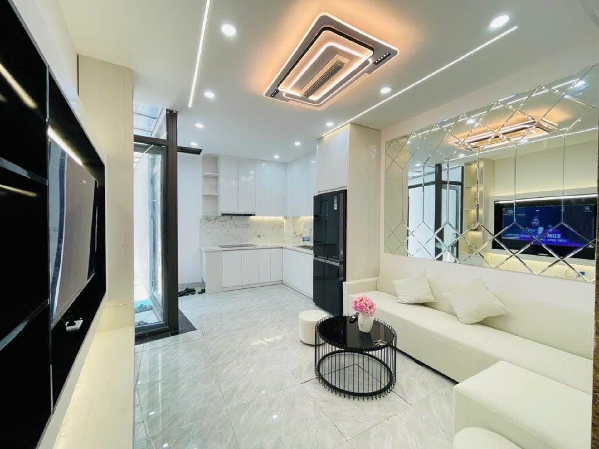 Bán nhà định Công hạ