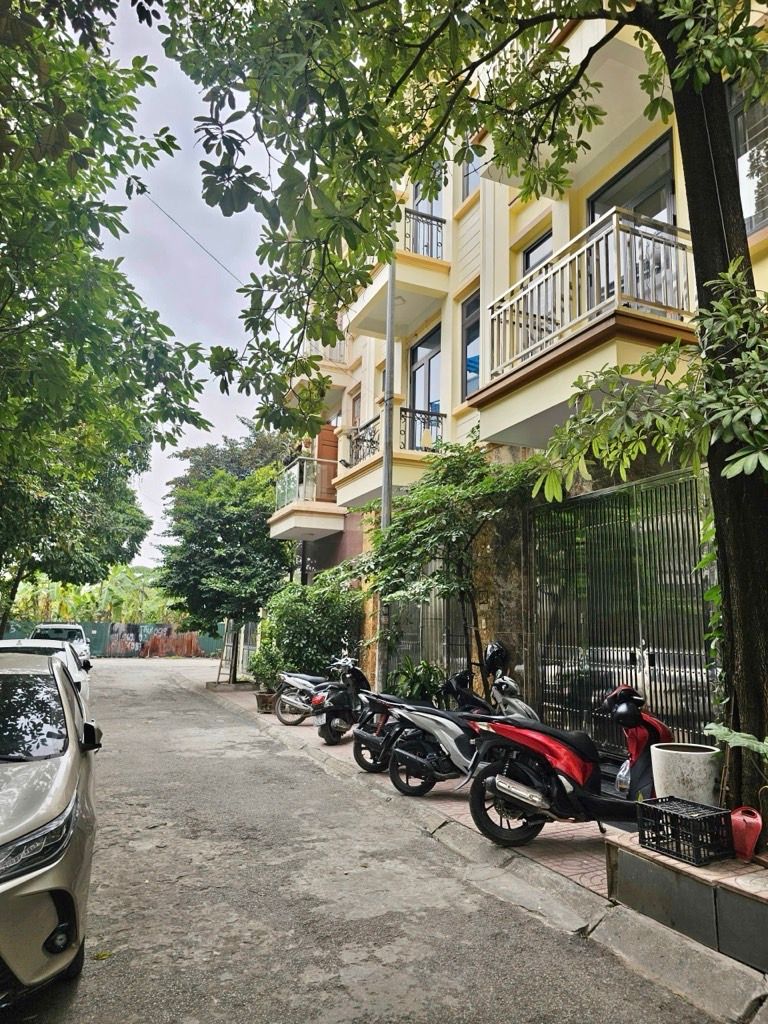 Bán biệt thự liền kề 4 tầng diện tích 75 m2 tại khu phân lô ô tô tránh Vạn Phúc, Hà Đông