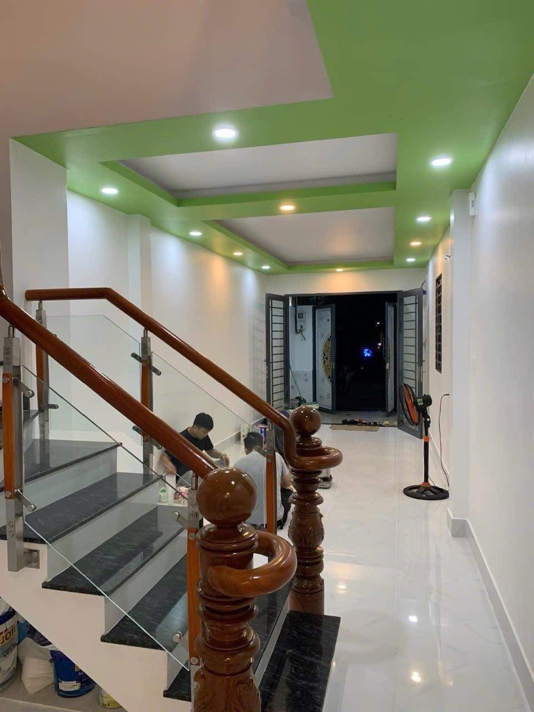 Bán nhà 2 tầng hẻm xe hơi Phường 8, Phú Nhuận diện tích 60.4m2 giá 7.6 tỷ