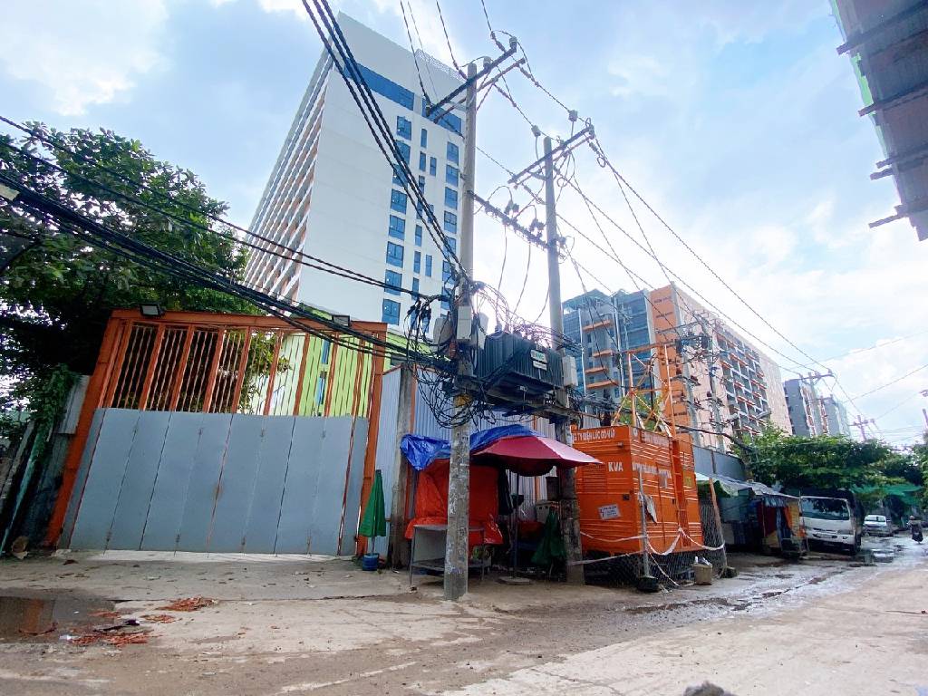 Bán nhà 236m2 Dương Quảng Hàm chỉ 26 tỷ