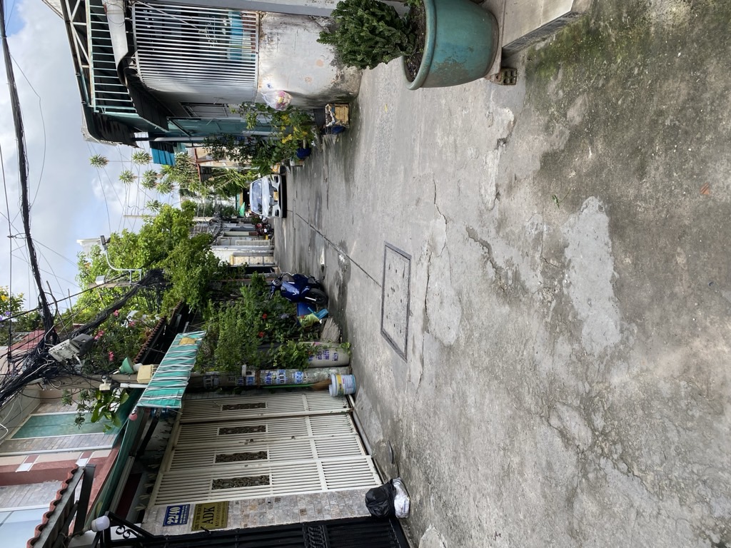 Cơ hội sở hữu nhà nhỏ 2 tầng giá tốt trên đường Trương Thị Hoa, Hiếm có khó tìm