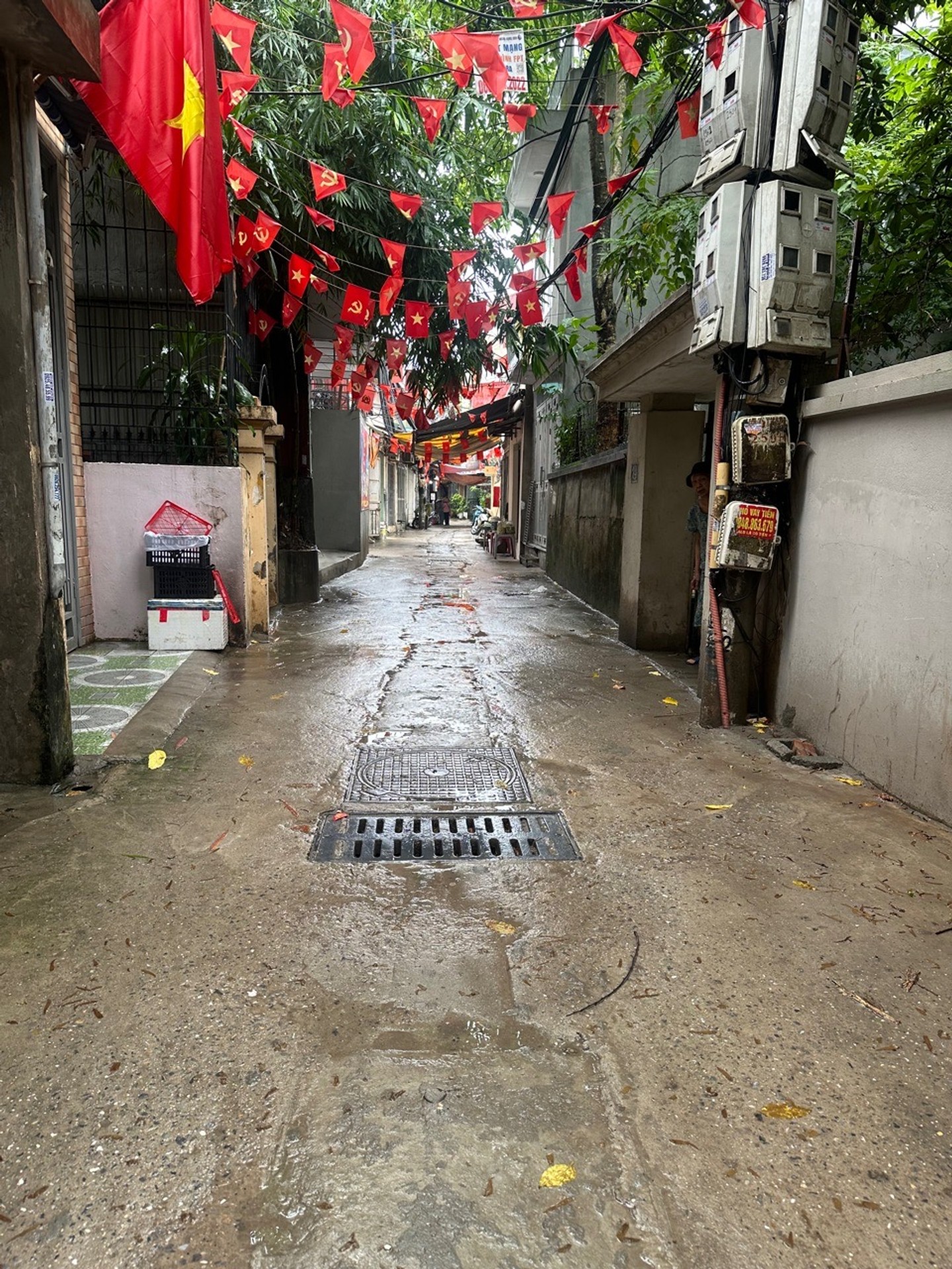 Bán nhà Bùi Xương Trạch 50mx6 tầng ô tô đỗ cửa,kinh doanh sầm uất giá 17 tỷ