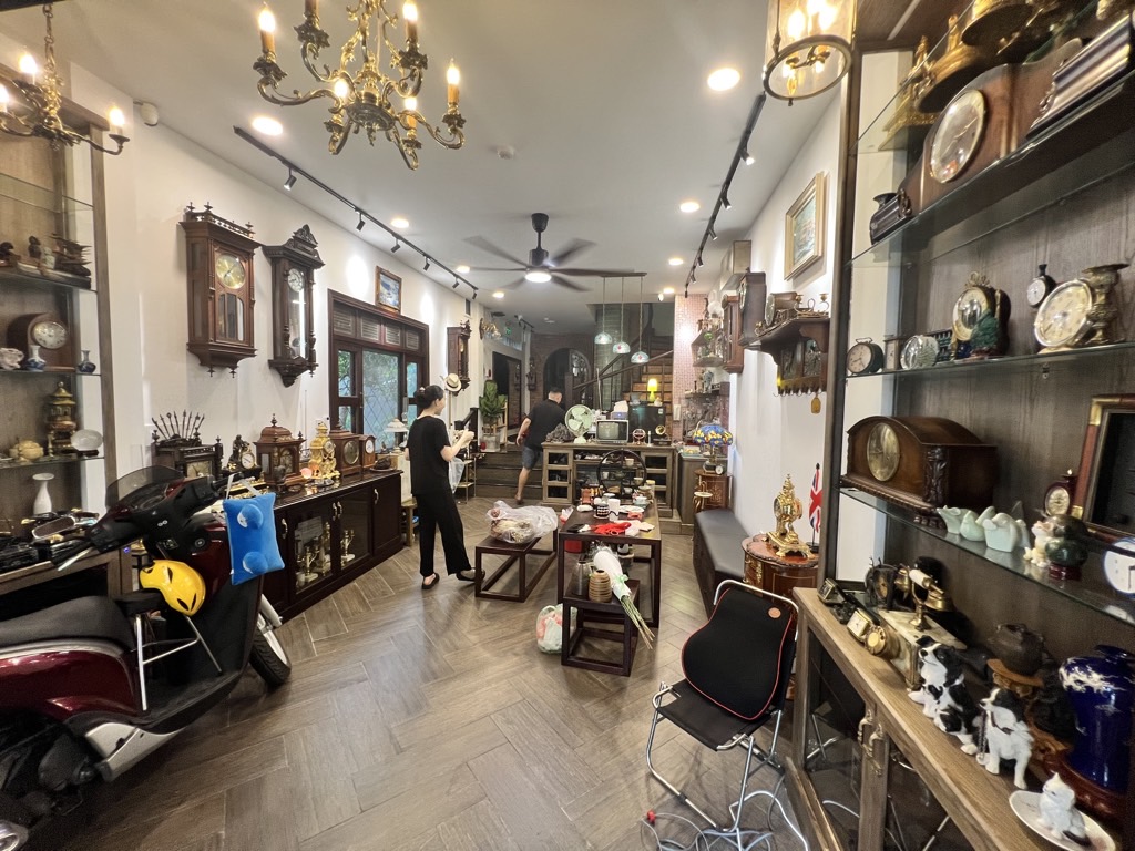 Bán nhà riêng 5 tầng tại phường 10, Phú Nhuận - 72m², 8 phòng ngủ, thang máy, hẻm xe hơi