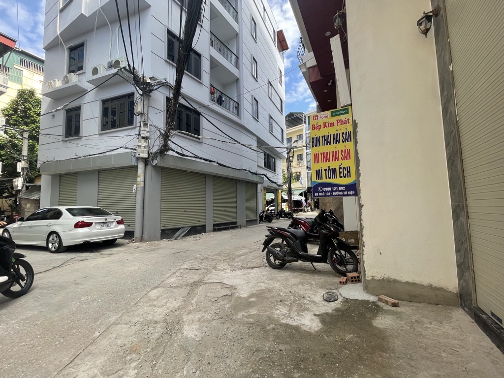 Bán nhà riêng 6 tầng tại Tứ Hiệp, ngõ ô tô, thiết kế thông sàn, thang máy
