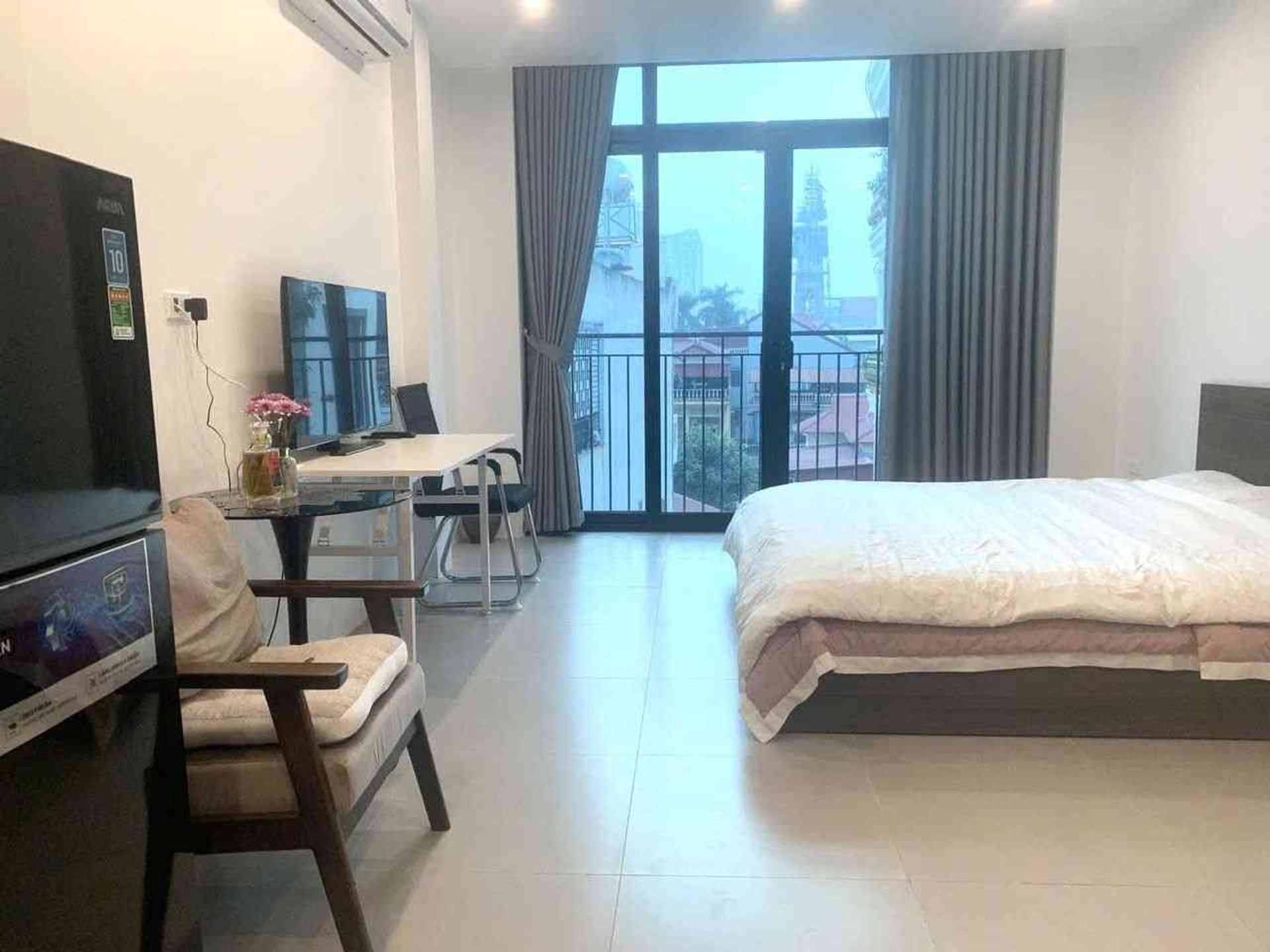 Bán nhà An Dương Vương 42m2, 7 tầng - Ô chờ thang máy, Ô Tô Cửa, Gần Ciputra