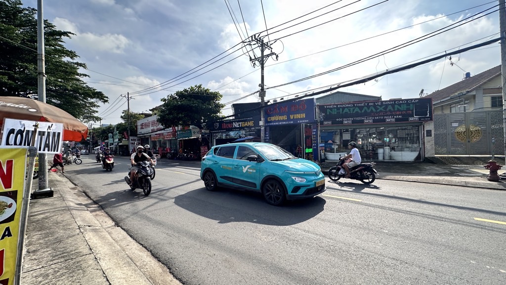 Nhà mặt tiền Nguyễn Ảnh Thủ giá cực tốt chỉ 36 tỷ