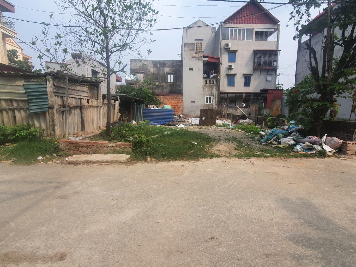 Lô góc đẹp, ô tô tránh, giá hợp lý tại Sóc Sơn