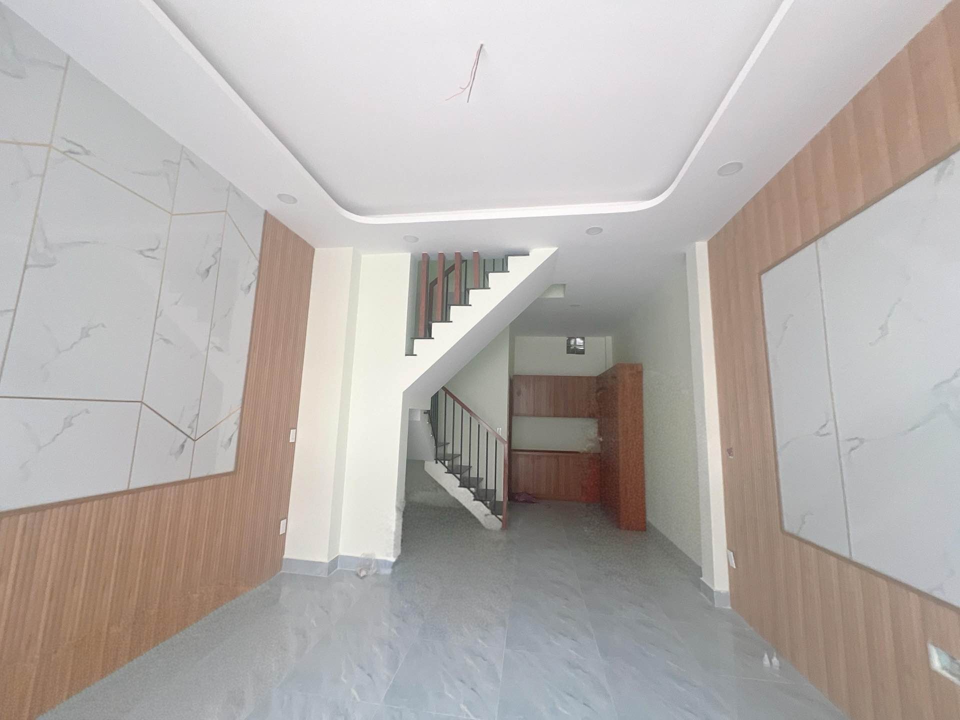 NHÀ MỚI - GẦN CHỢ - SIÊU THI - KHU TÂM LINH