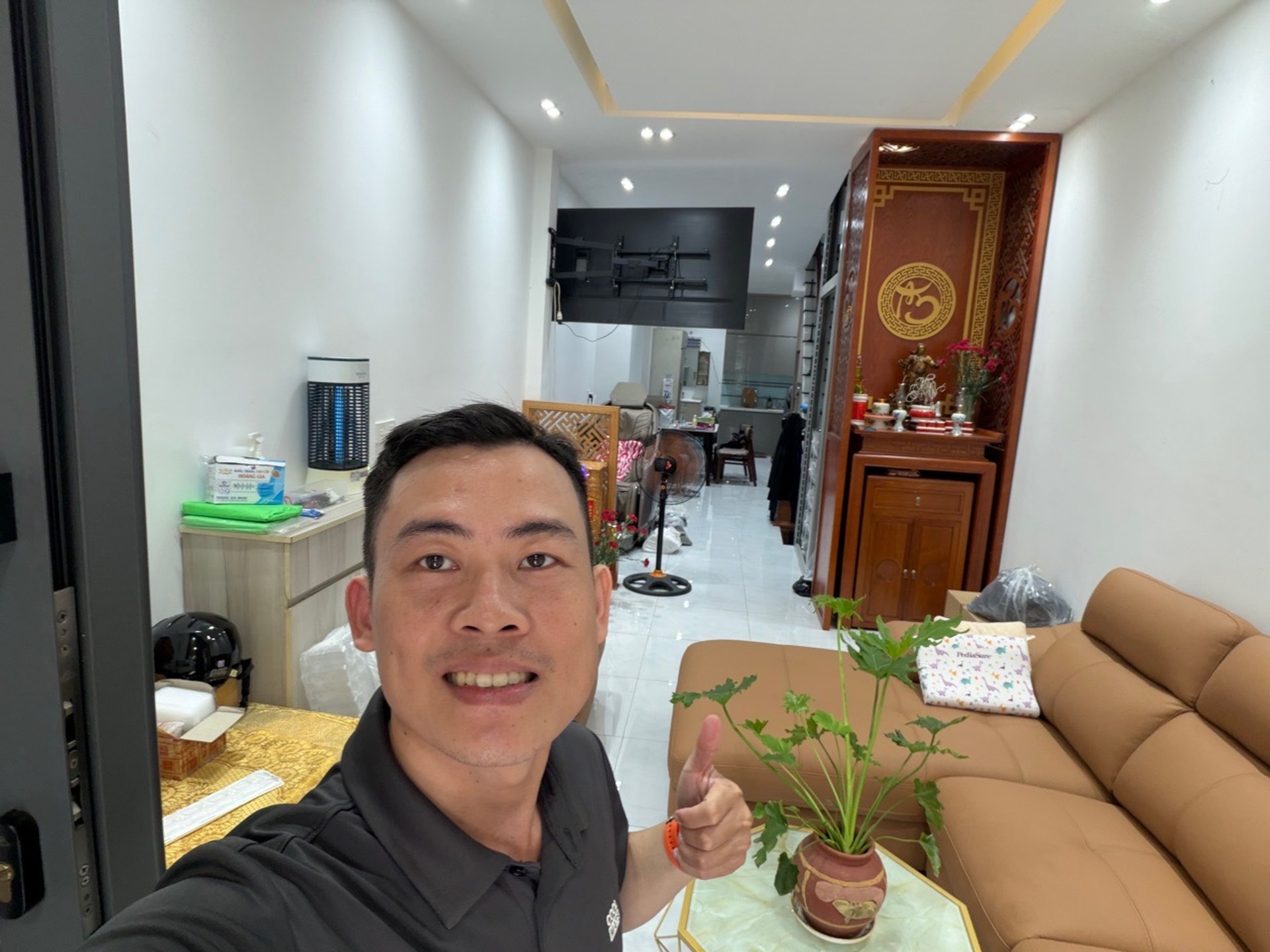 Nhà mặt phố rộng rãi tại khu dân cư cao cấp Quận 7