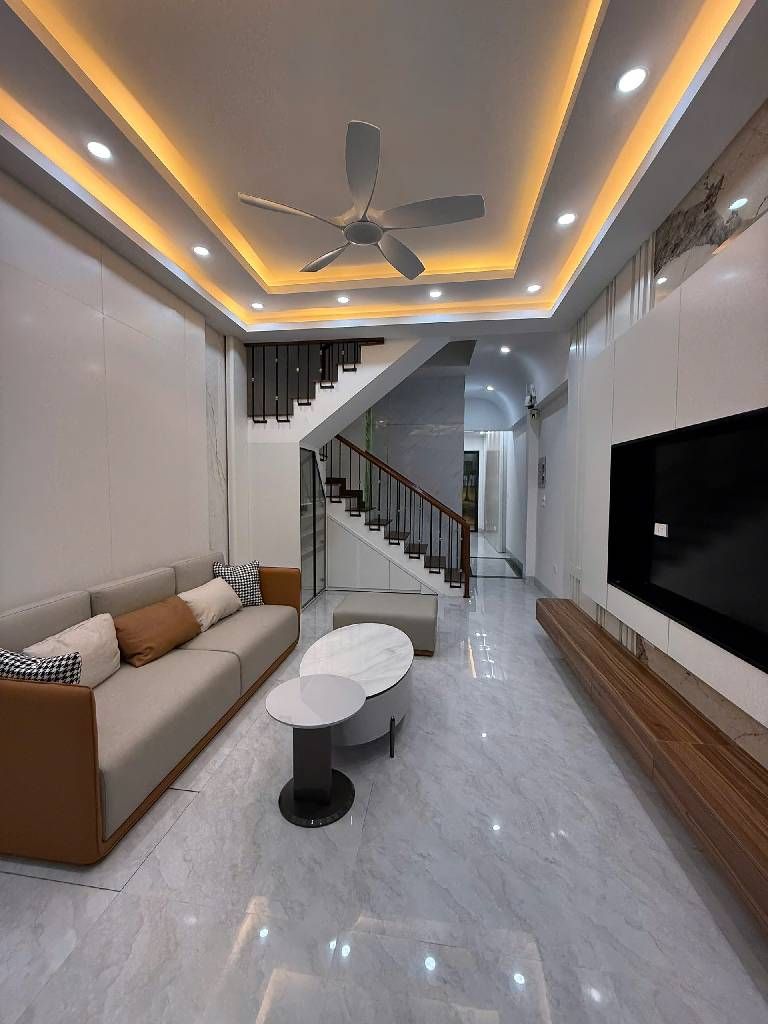 Bán nhà riêng 3 tầng có thang máy tại Trung Văn, diện tích 66m², full nội thất