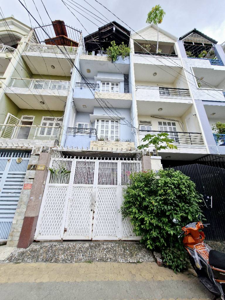 Cơ hội sở hữu nhà 4 tầng mặt tiền rộng tại Quận 8, giá cực tốt