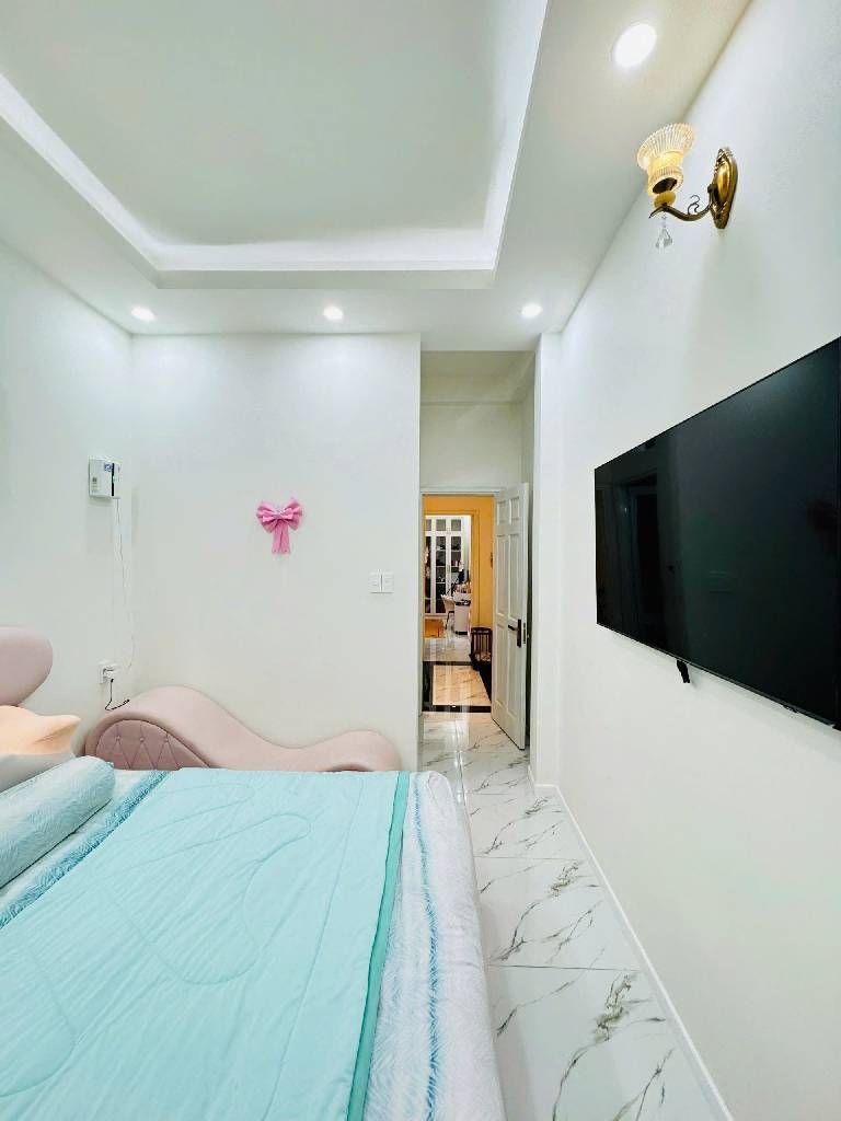 Nhà Phố 4 Tầng Hẻm Phan Đình Phùng Phú Nhuận, 42m2, 4 lầu, 4 PN, sân thượng, thông Phan Xích Long.
